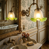 Louis XVI style wall sconce - Chiseled bronze and opaline glass