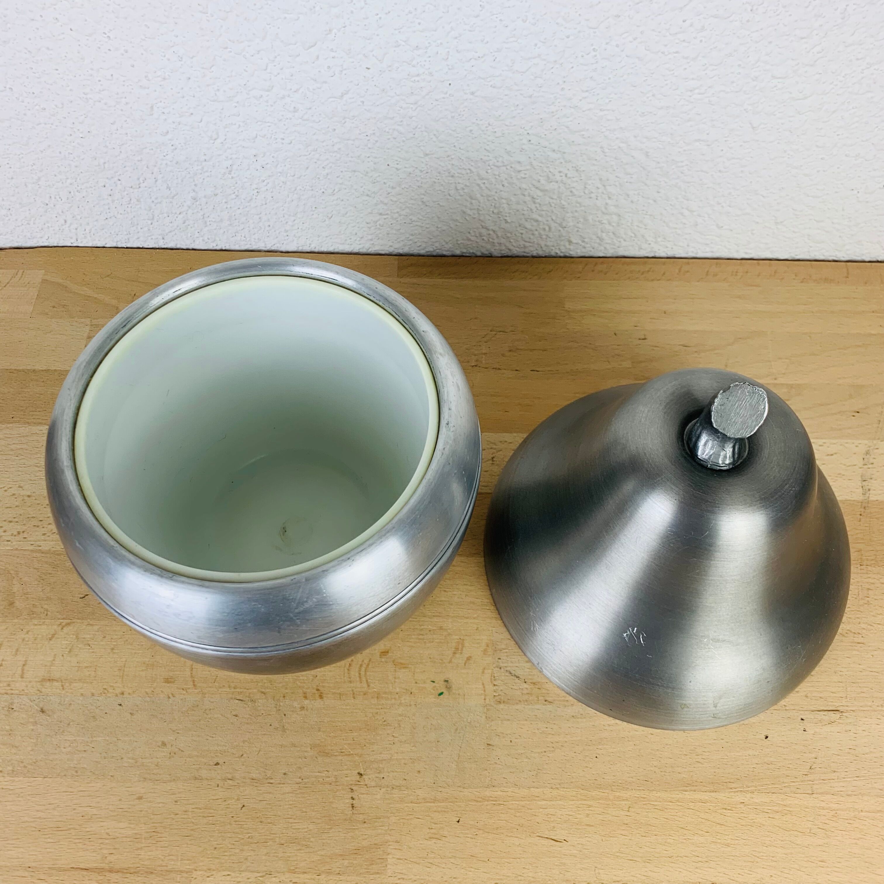 Aluminum pear ice bucket 70s