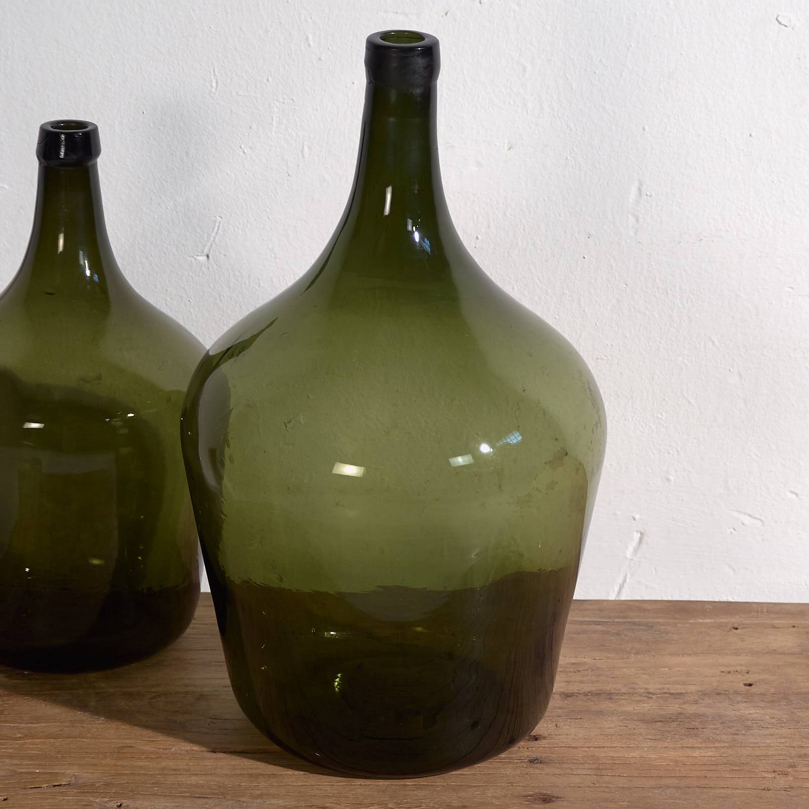 Antique olive green demijohns (c.1920). Set of 2 pieces no. 8