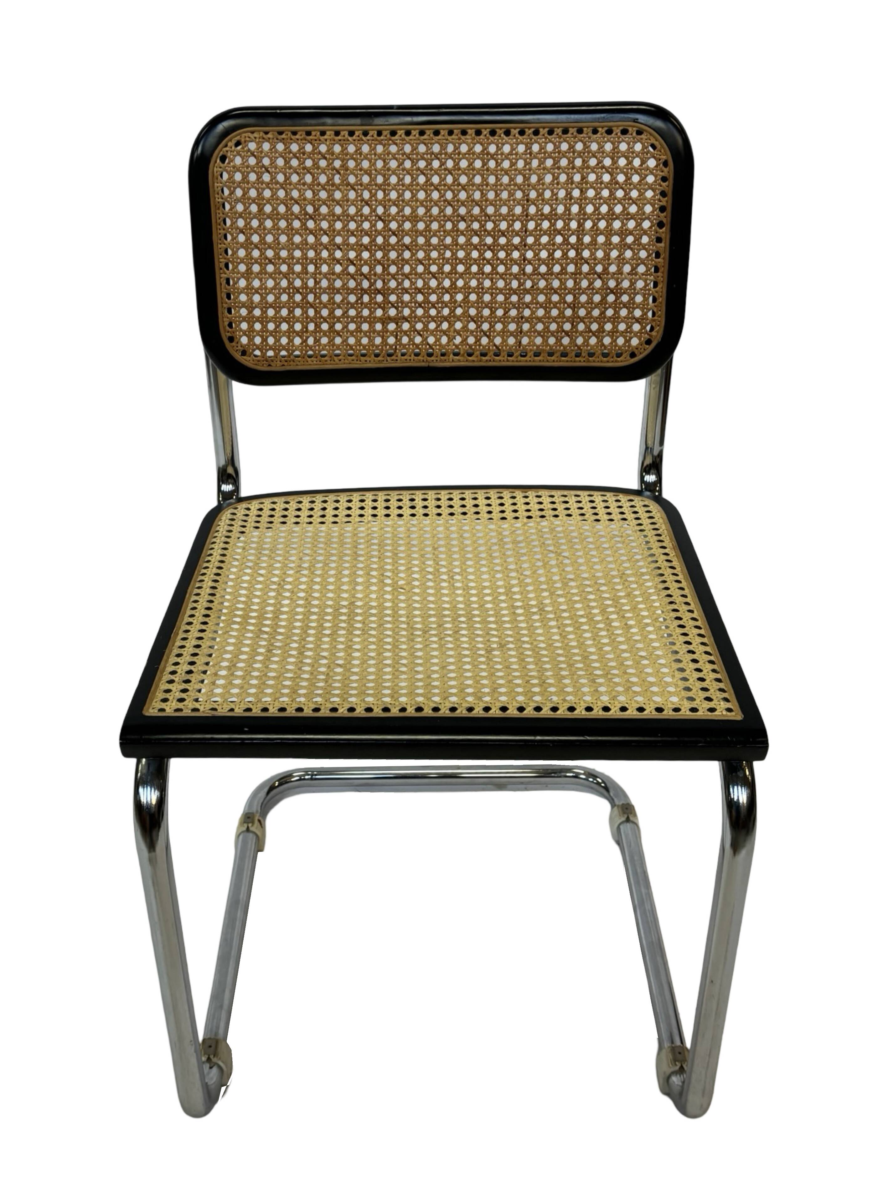 Cesca chair b32 model in chrome and black