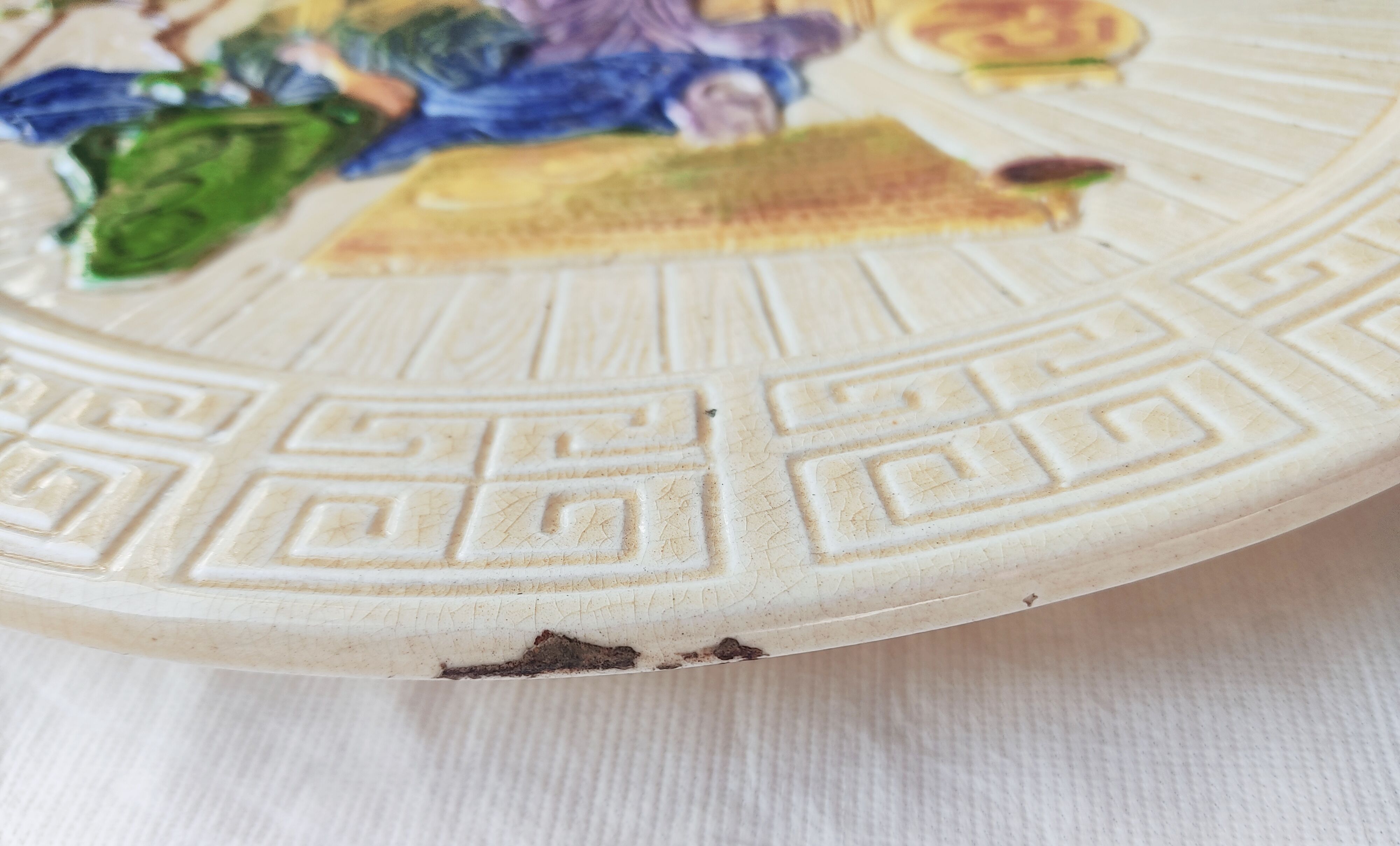 Flat decoration Geishas English earthenware Bretby