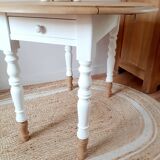 Round table with flaps restyled