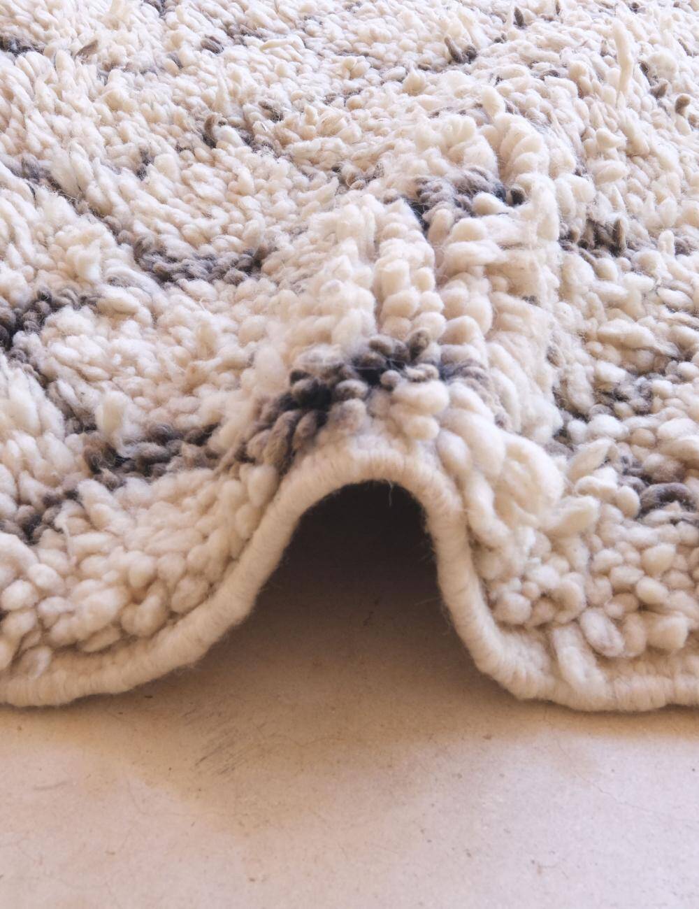 Vintage Azilal Rug - 207 x 76 cm