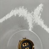 3 enamelled sheet metal suspensions