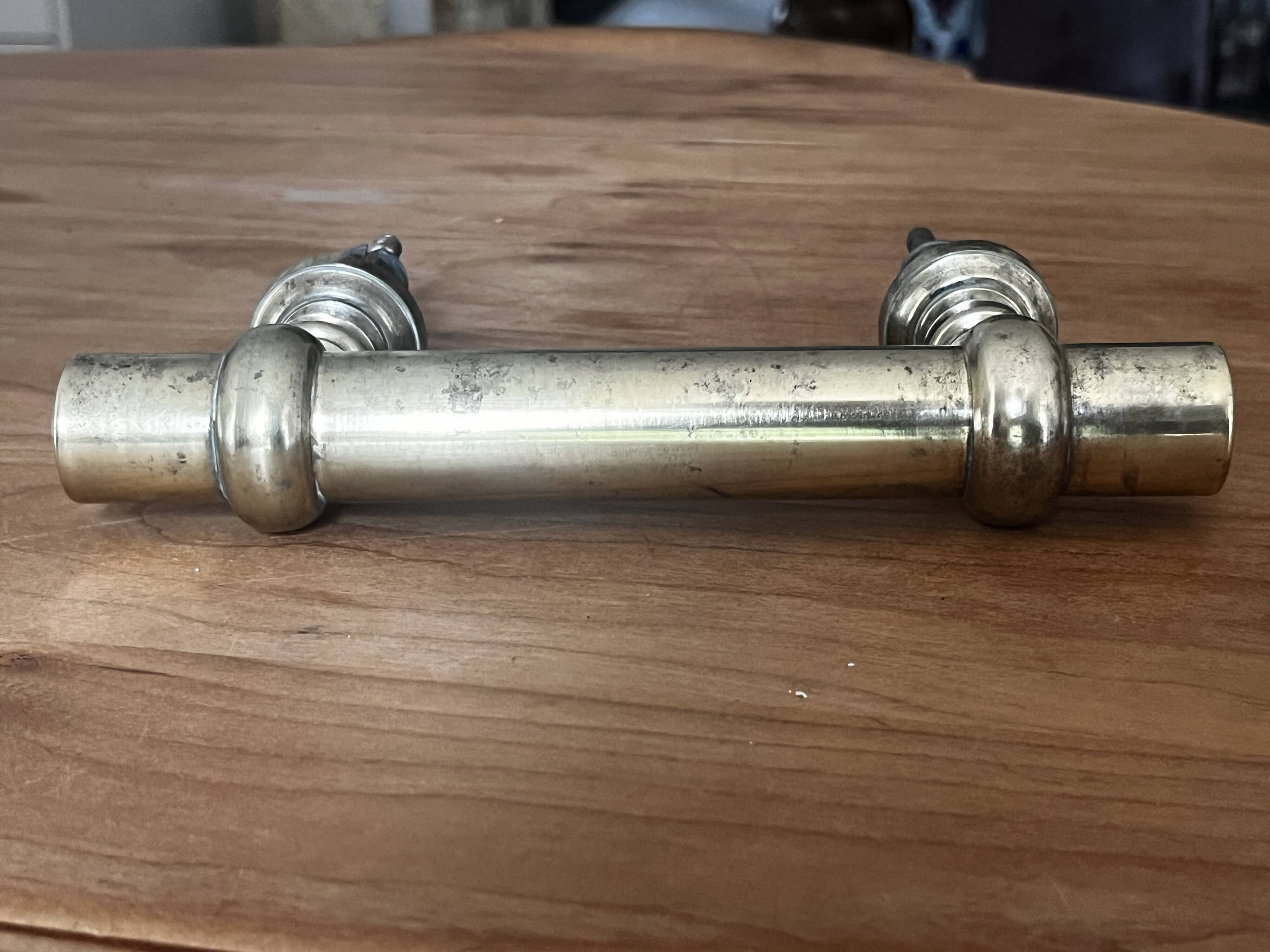 Poignée de porte d'entrée