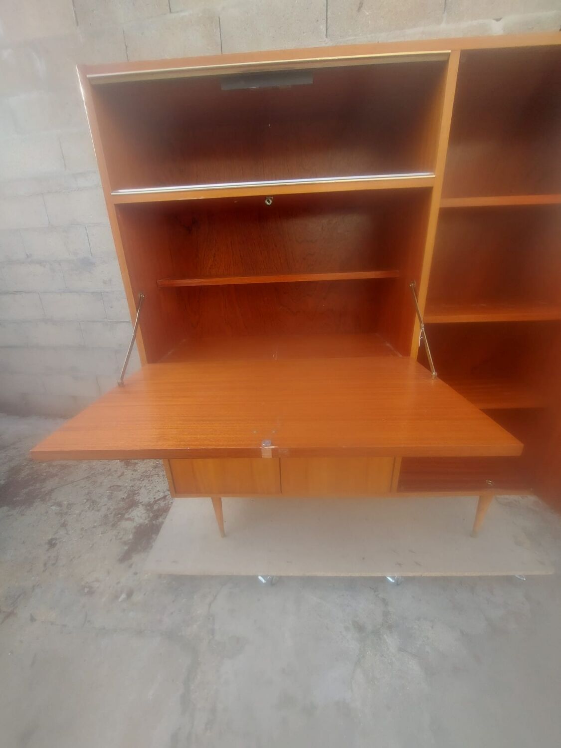 Meuble secrétaire année 1970