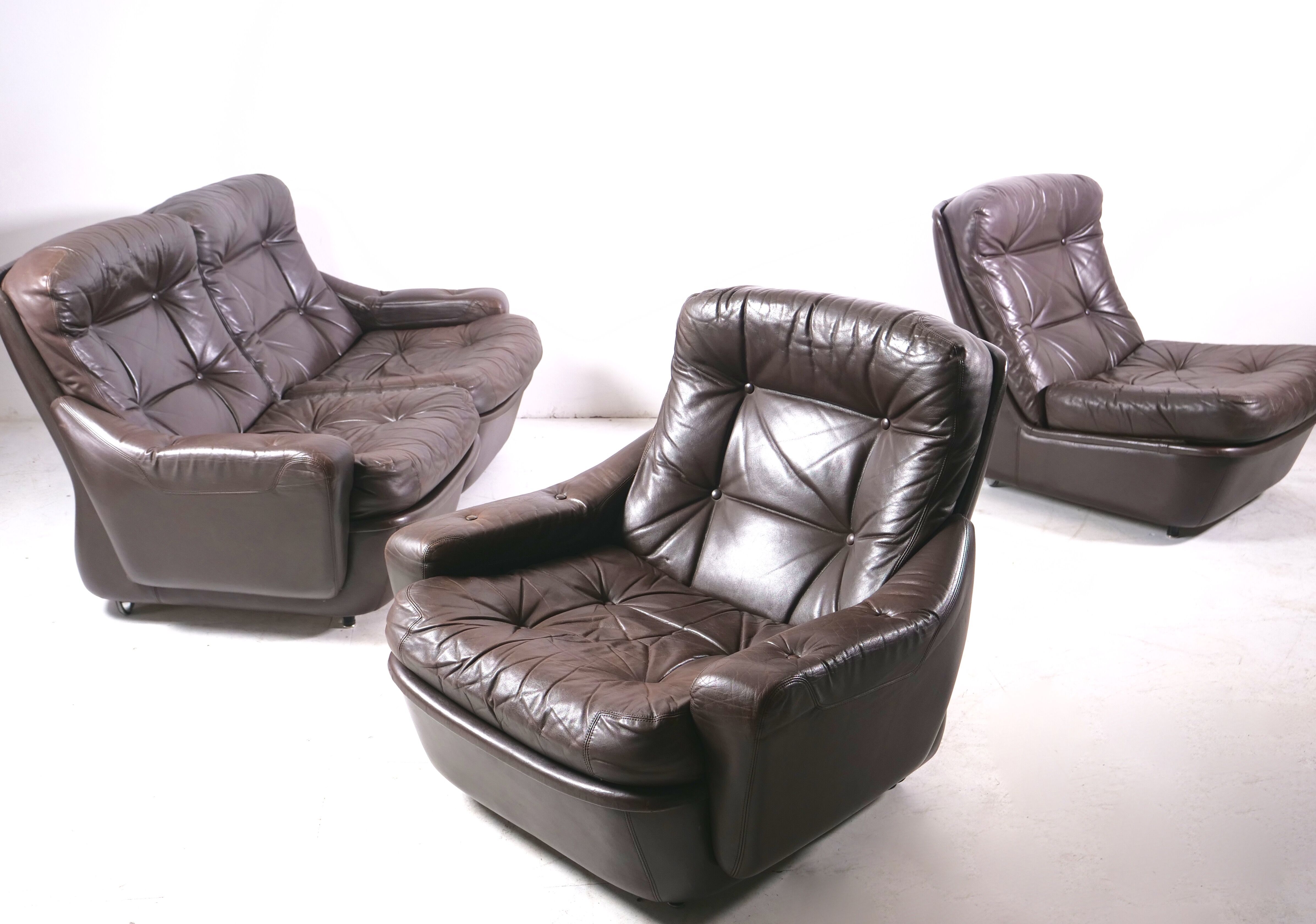 Modular leather sofa by michel cadestin for airborne