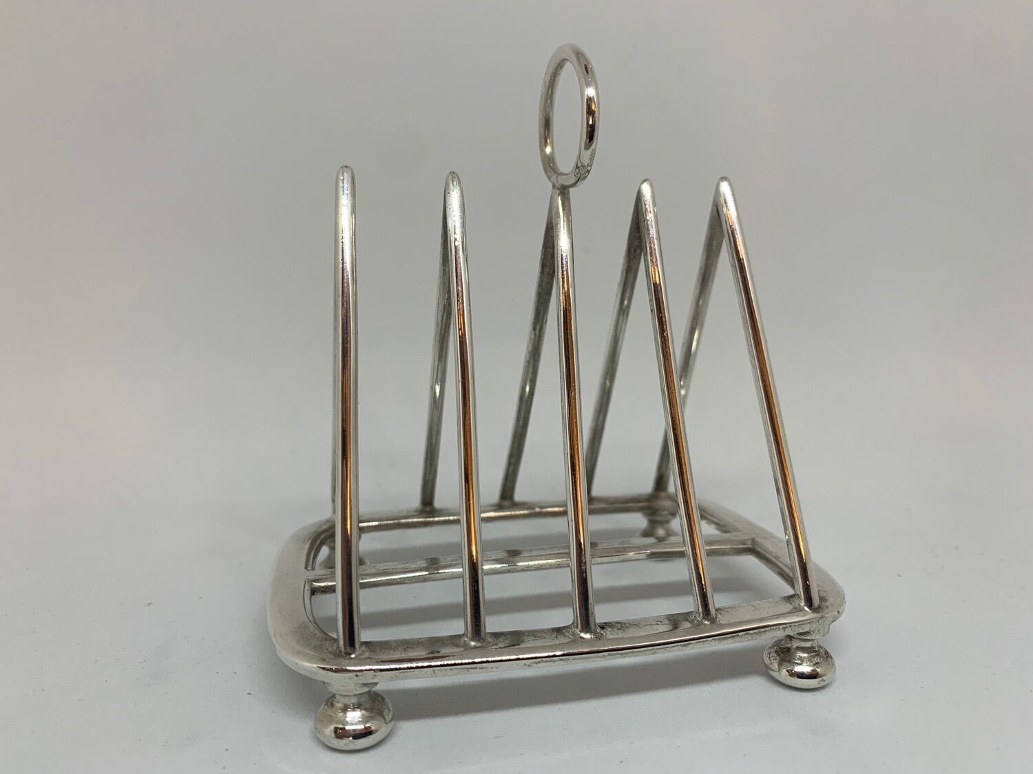 Walker & Hall english silver plate toast rack made in Sheffield circa 1900