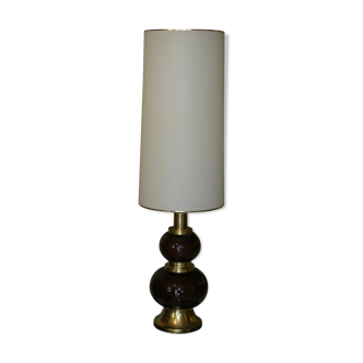 Vintage lamp with lampshade