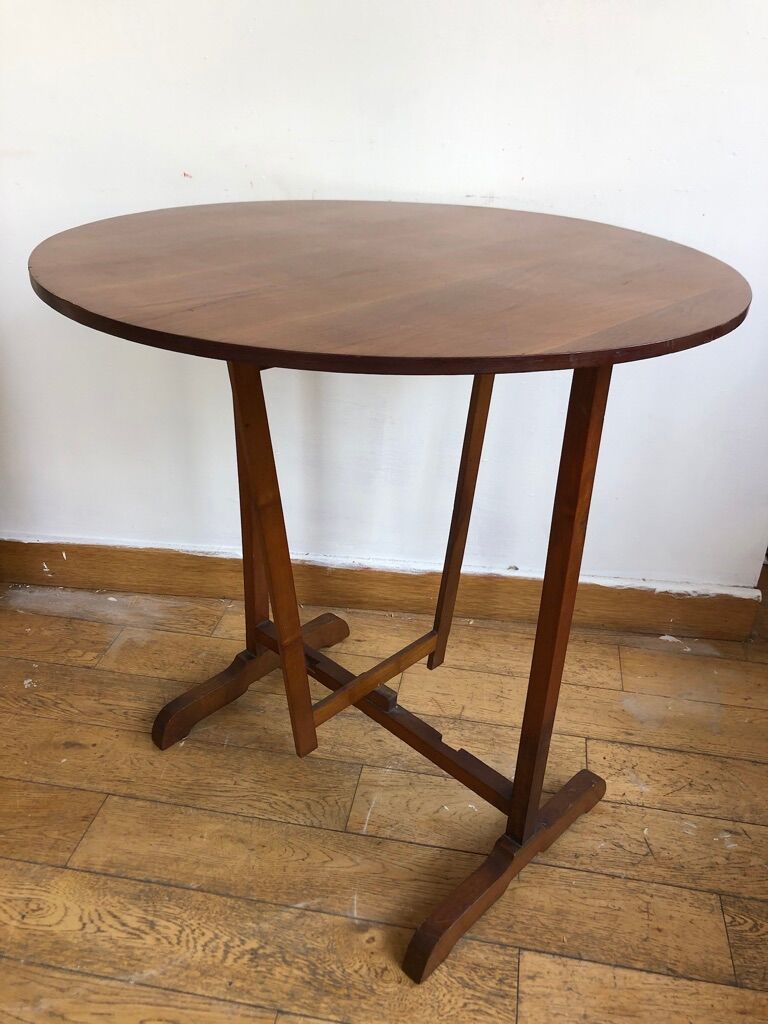 A folding table in cherry tree called a winemaker