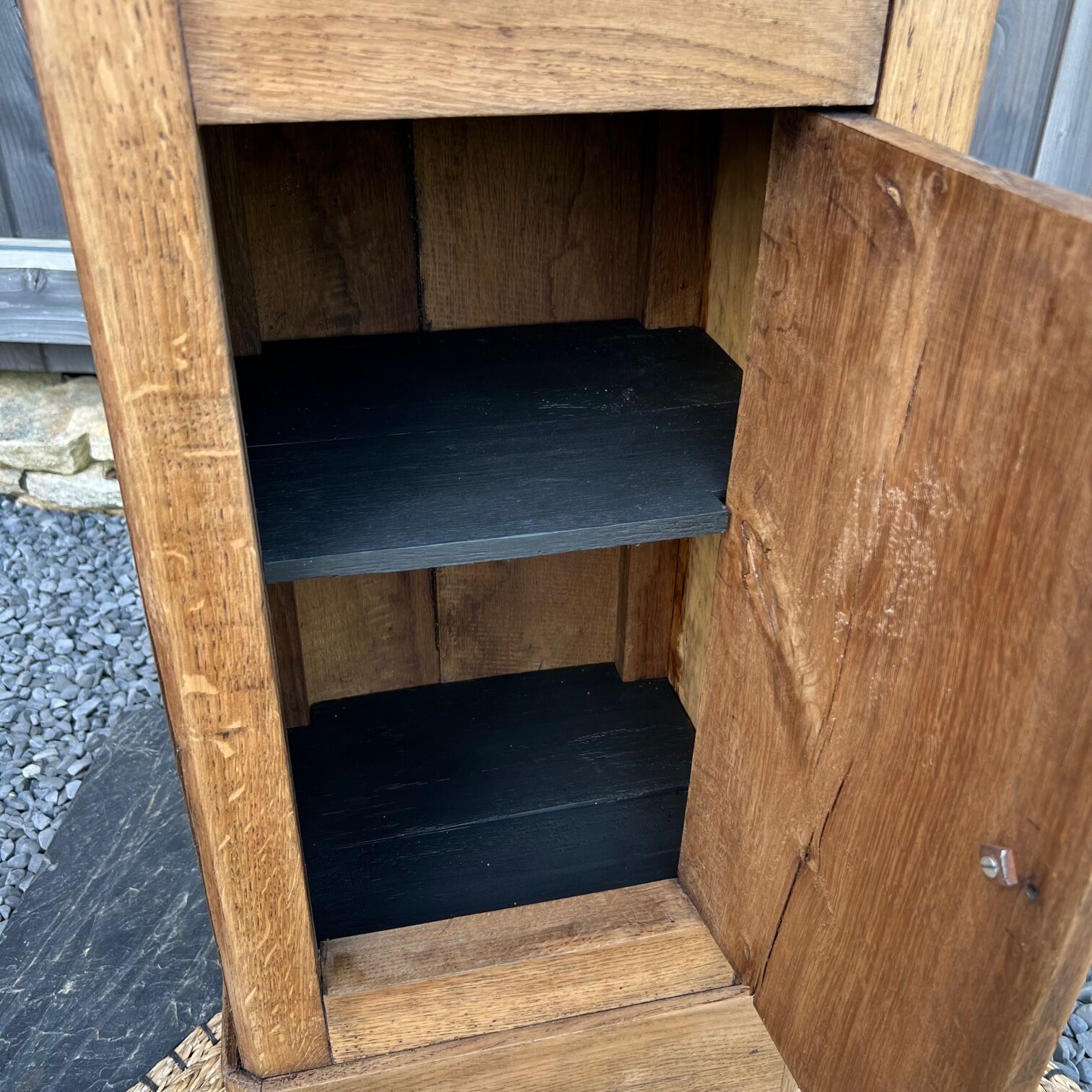 Chevet restauré en chêne massif