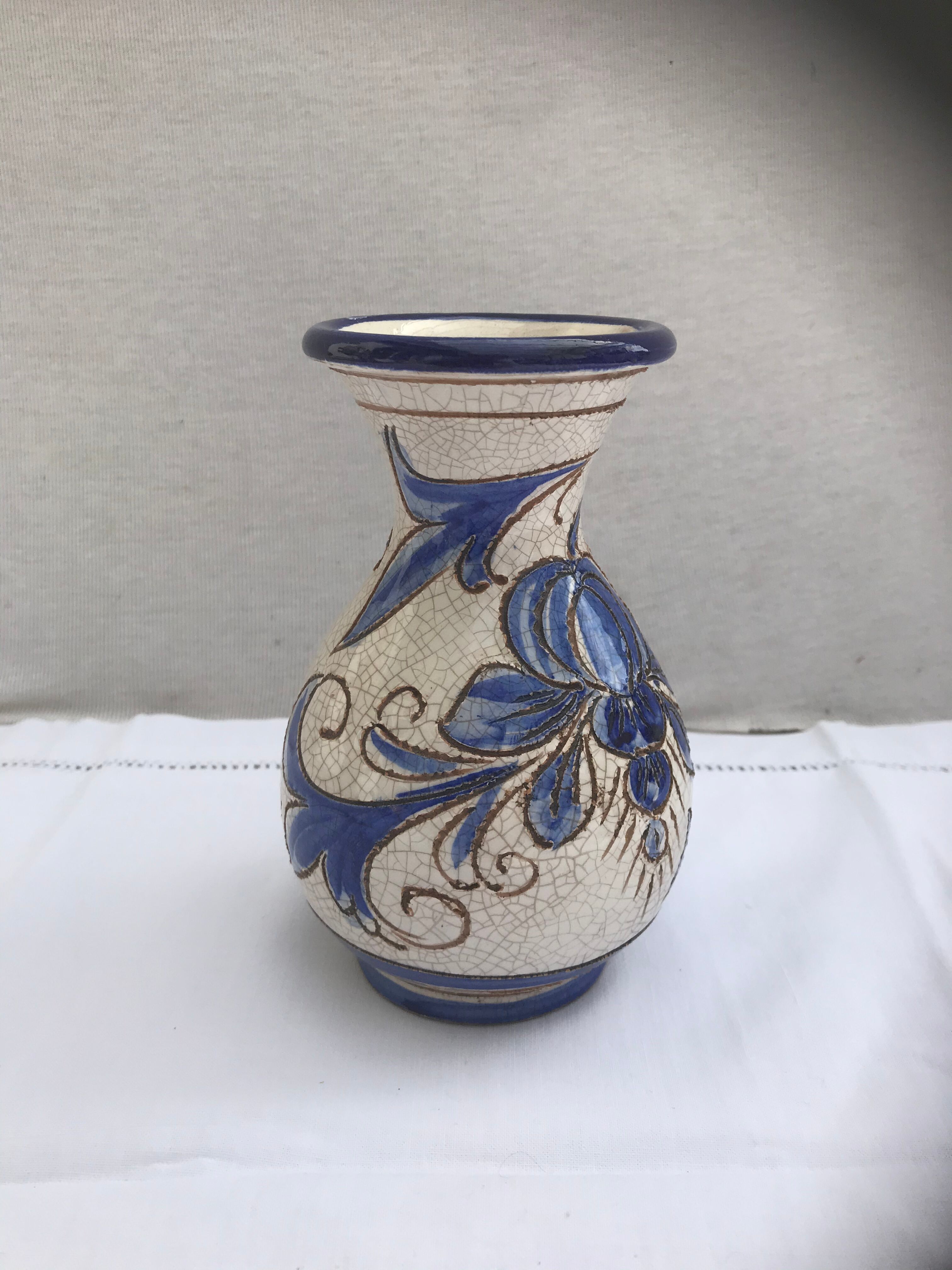 Old vase