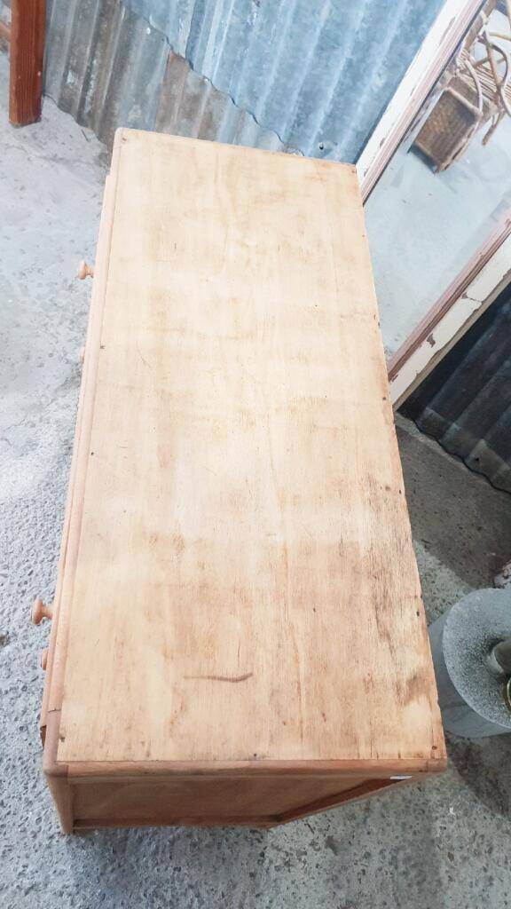 Vintage chest of drawers