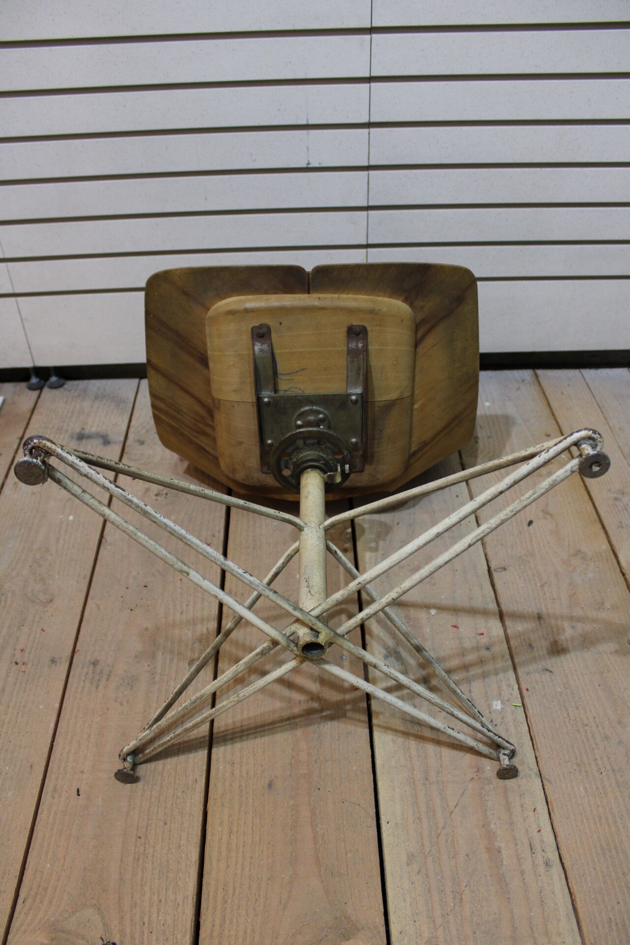 Steiner barrel chair, created by Pierre Guariche