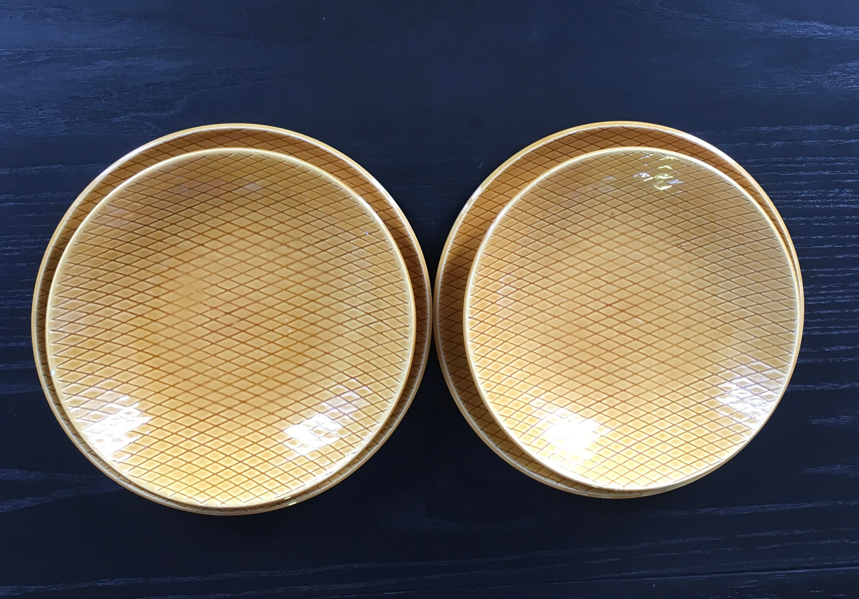 Lot of 4 honey plates