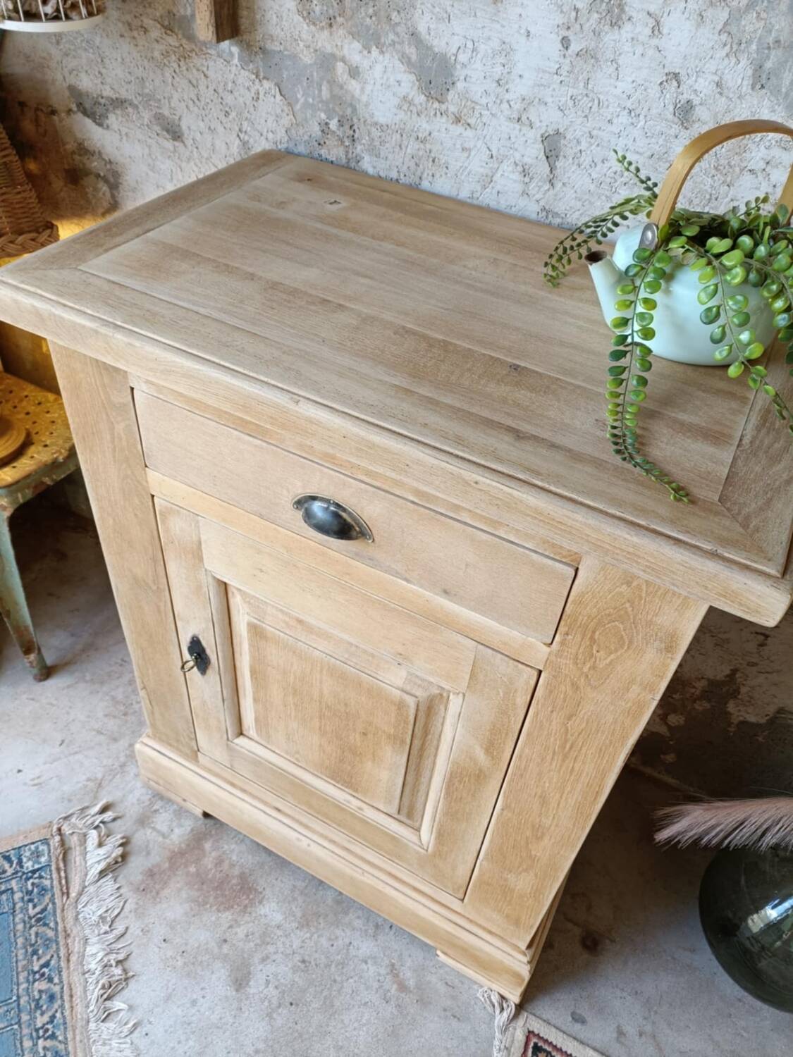 Solid wood jam cupboard