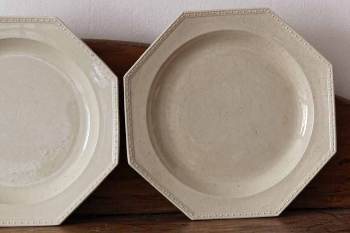 Set of 6 plates in Chantilly faience