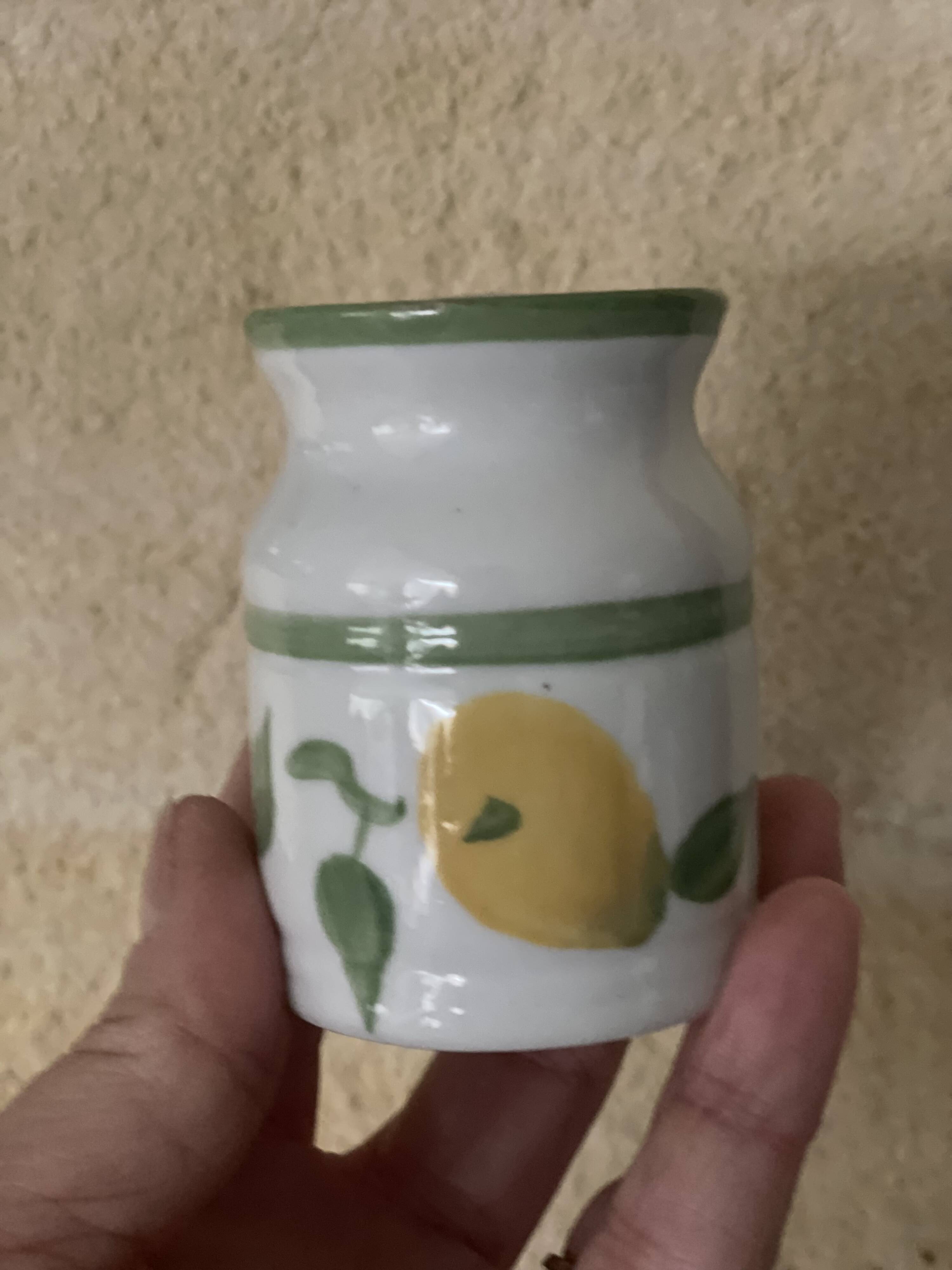 LBP salt and pepper shakers with lemons