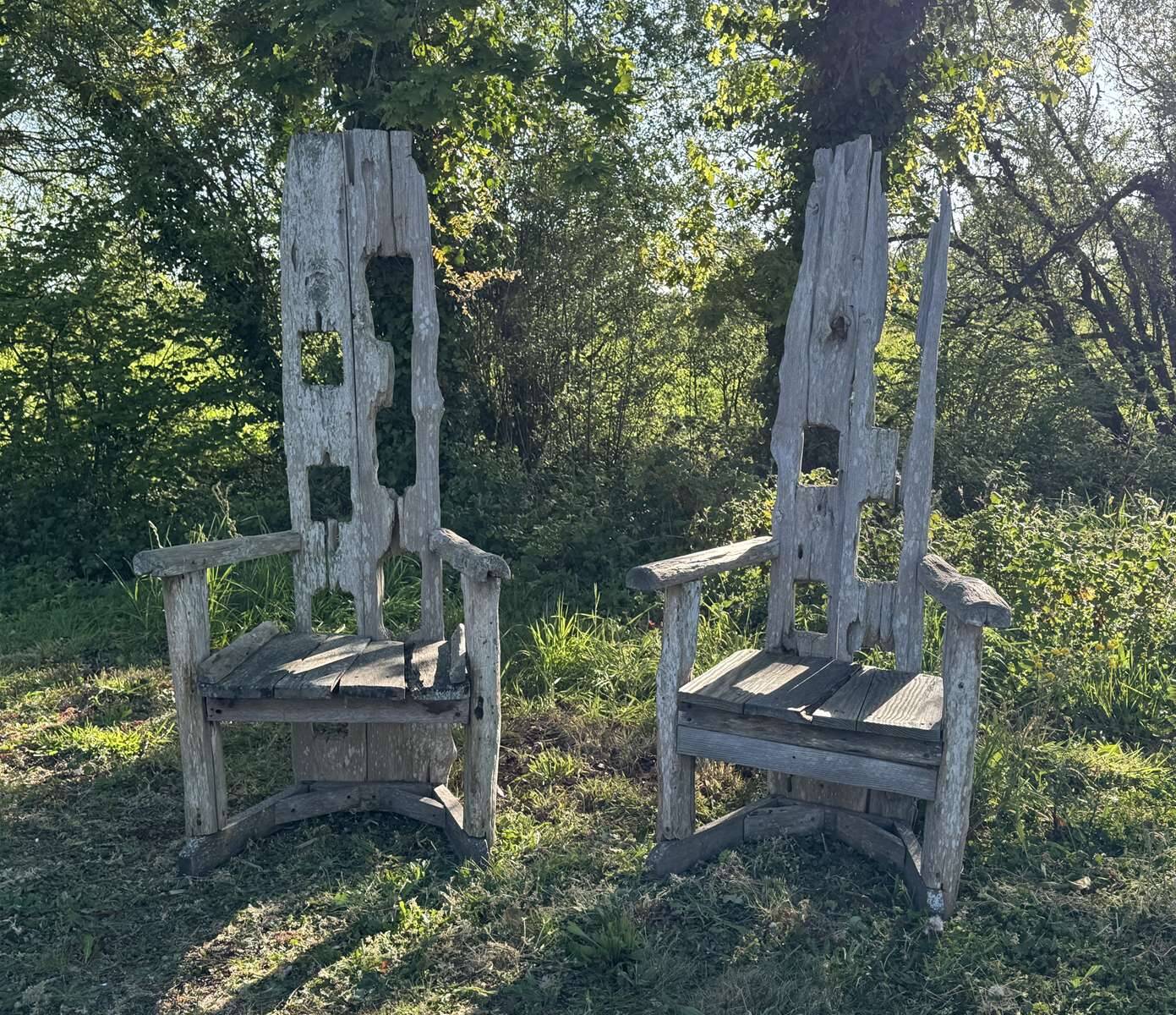 Paire de fauteuils en bois flotté