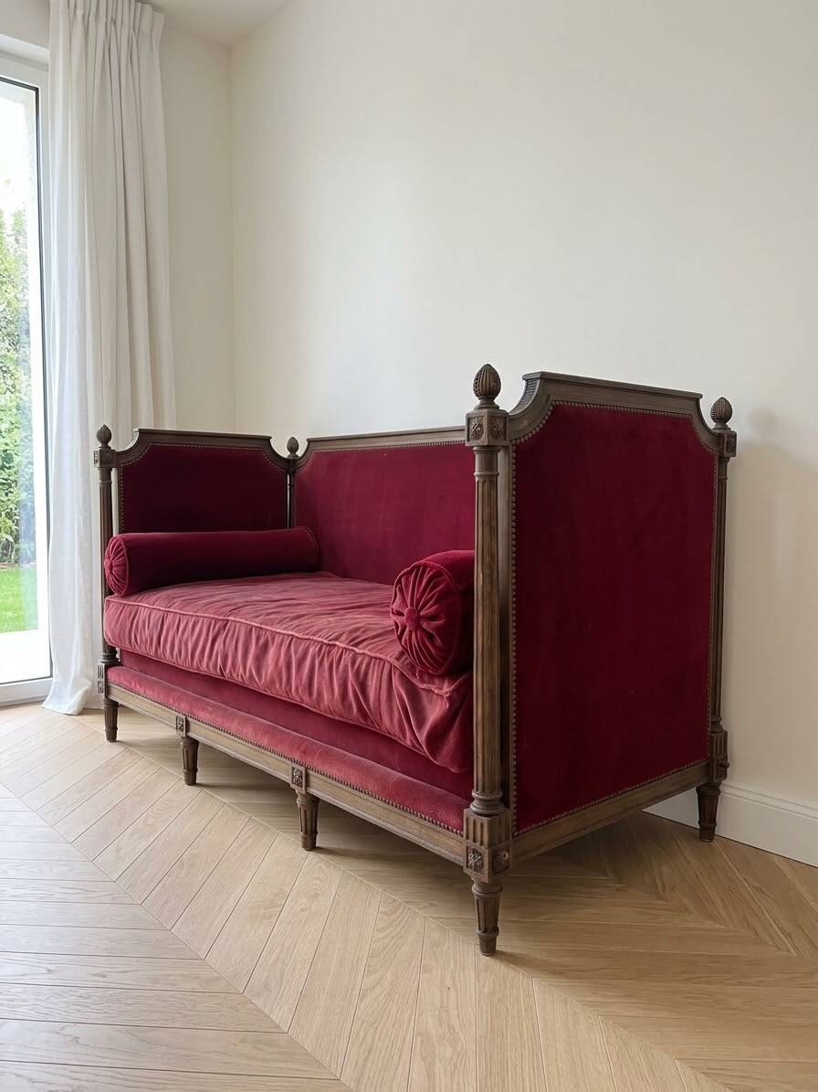 Canapé banquette lit d'appoint Louis XVI en velours bordeaux