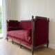 Canapé banquette lit d'appoint Louis XVI en velours bordeaux
