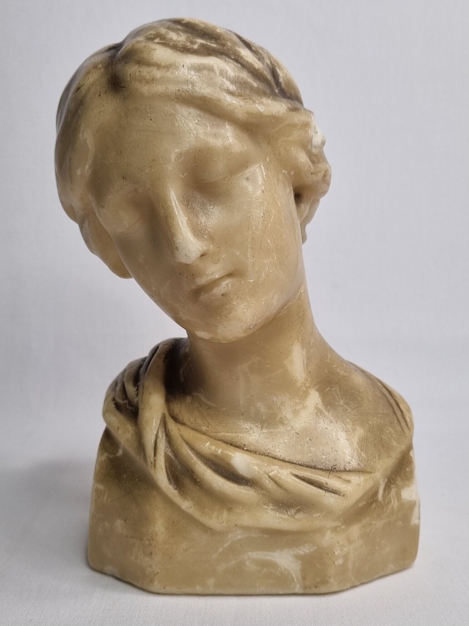 Bust of a young woman in Florentine style wax, 19 cm