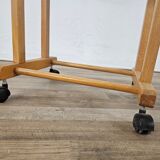 Light valet stand in beech