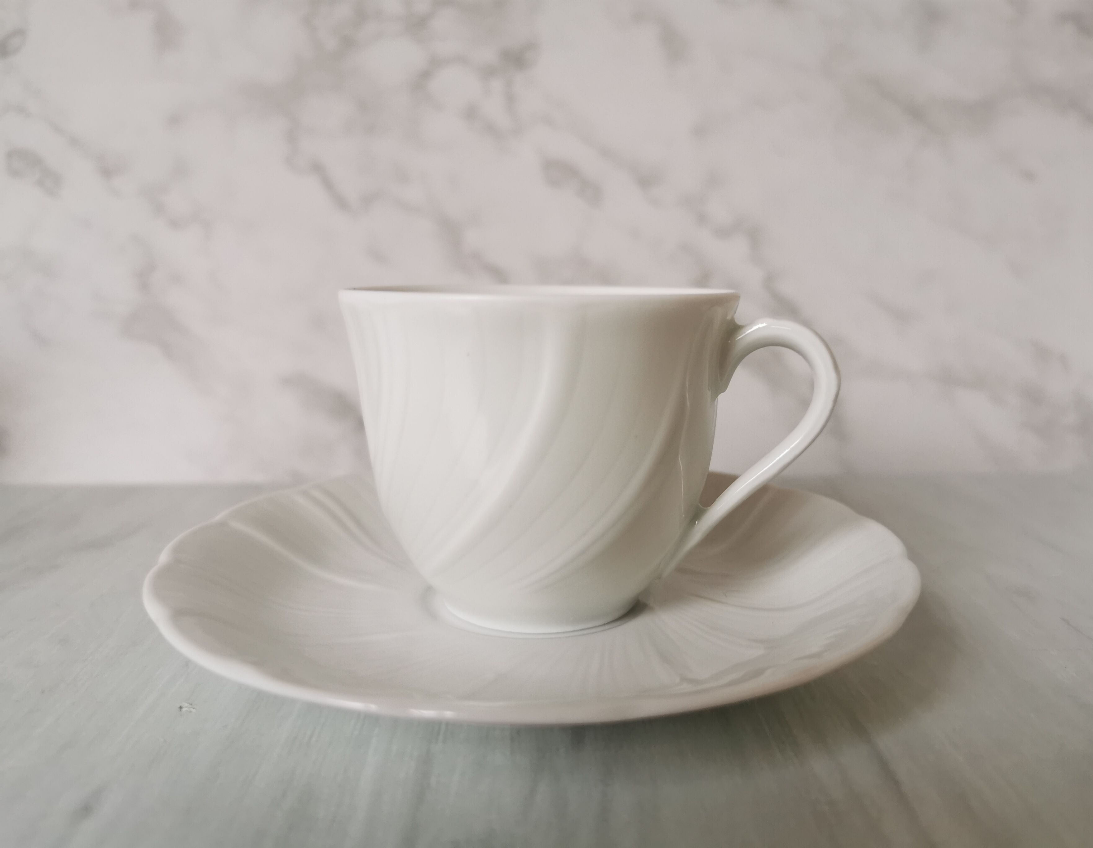Porcelain cups and saucers Limoges Bernardaud