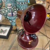 Lampe en bakelite bordeaux