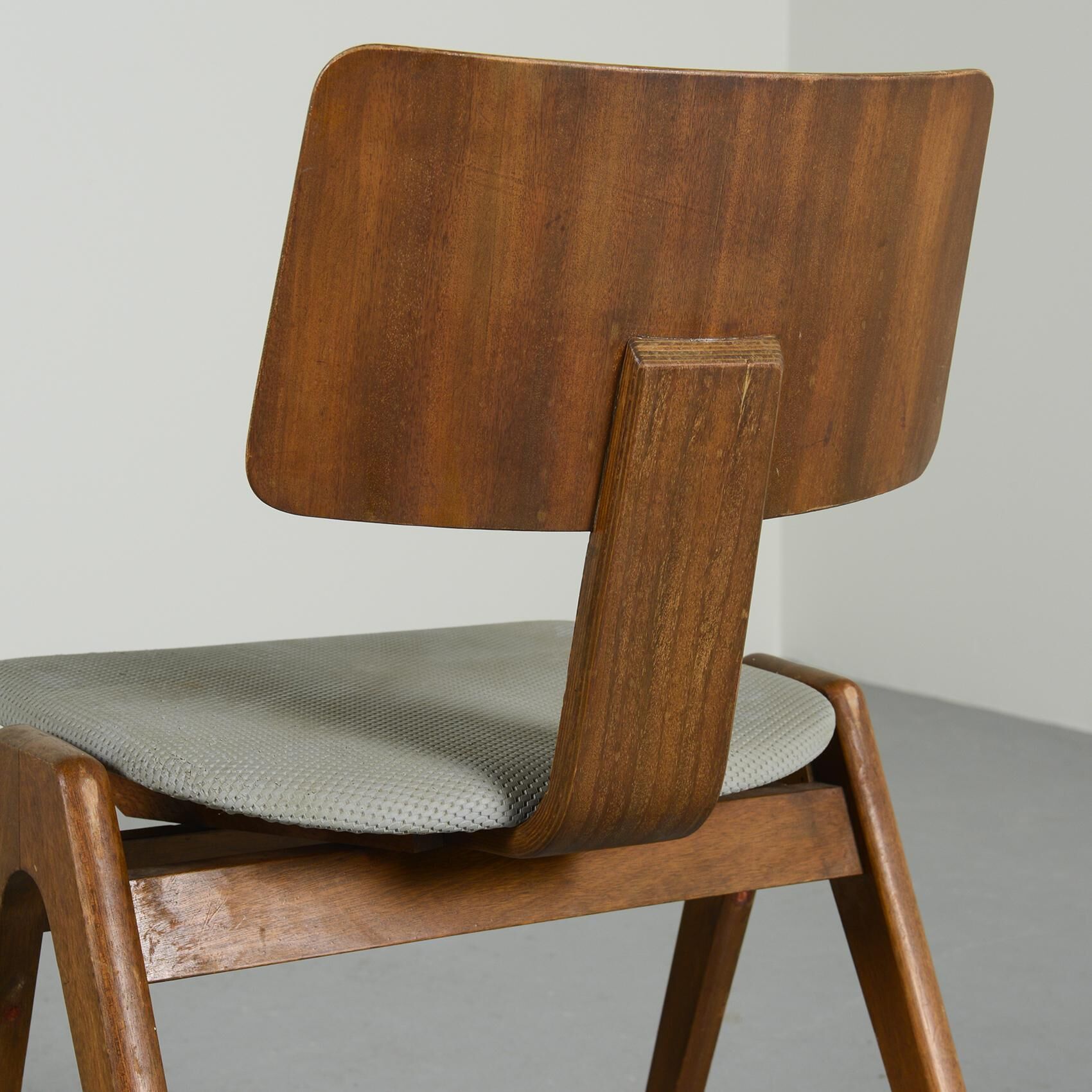 Hillestack chairs by Robin Day, circa 1970