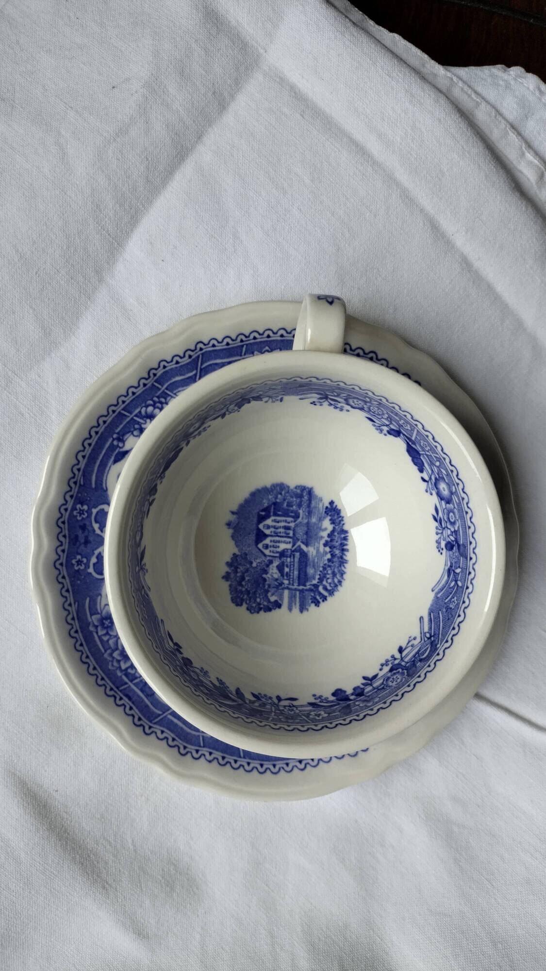 Set of 10 Villeroy and Boch Burgenland mugs