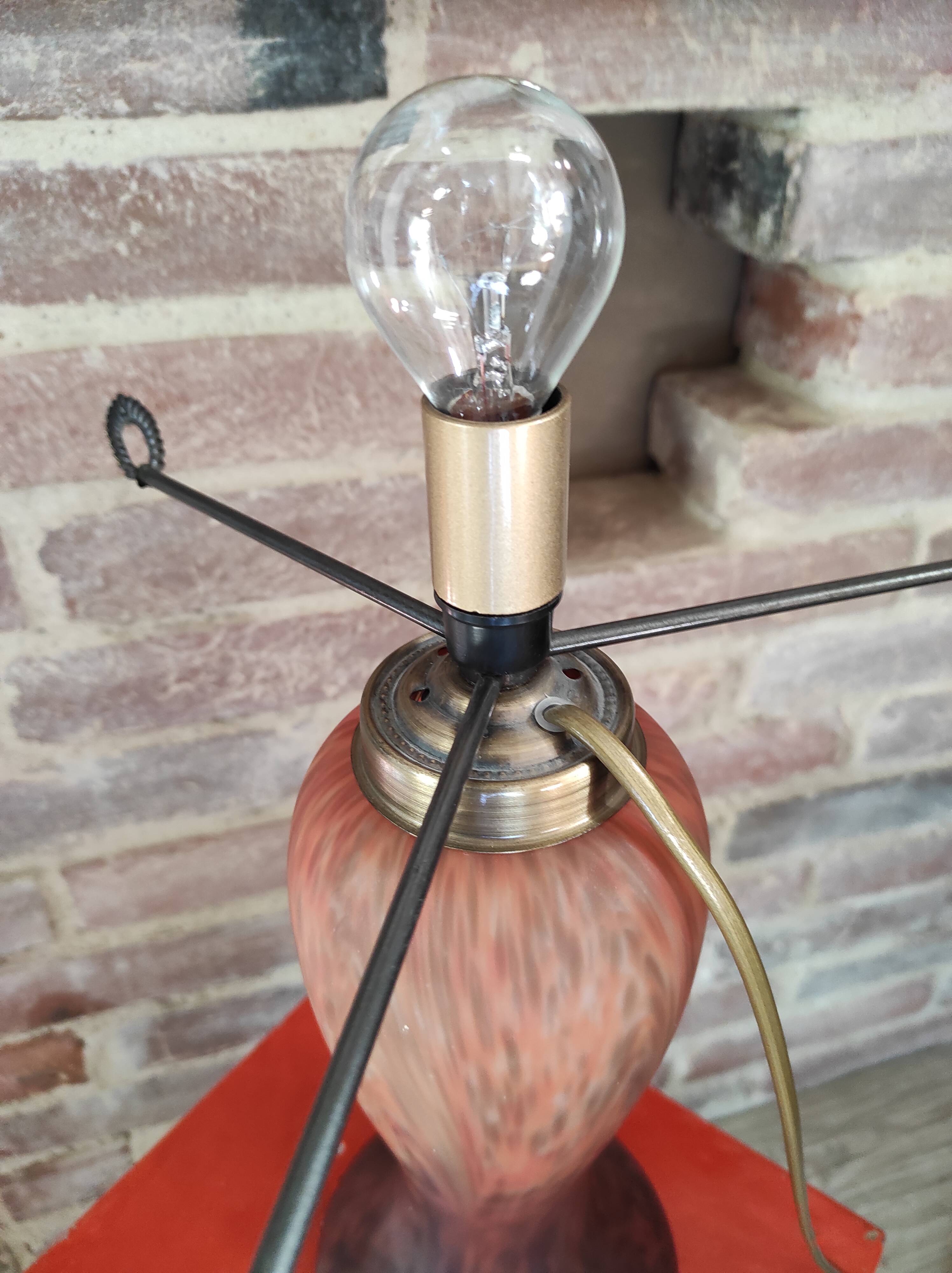 Mushroom lamp glass paste