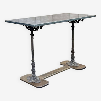Table bistrot début XXème, plateau marbre, piétement fonte et base en chêne