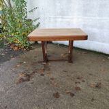 Table from the 30s with extensions