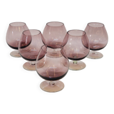 6 anciens verres à cognac en cristal de couleur prune