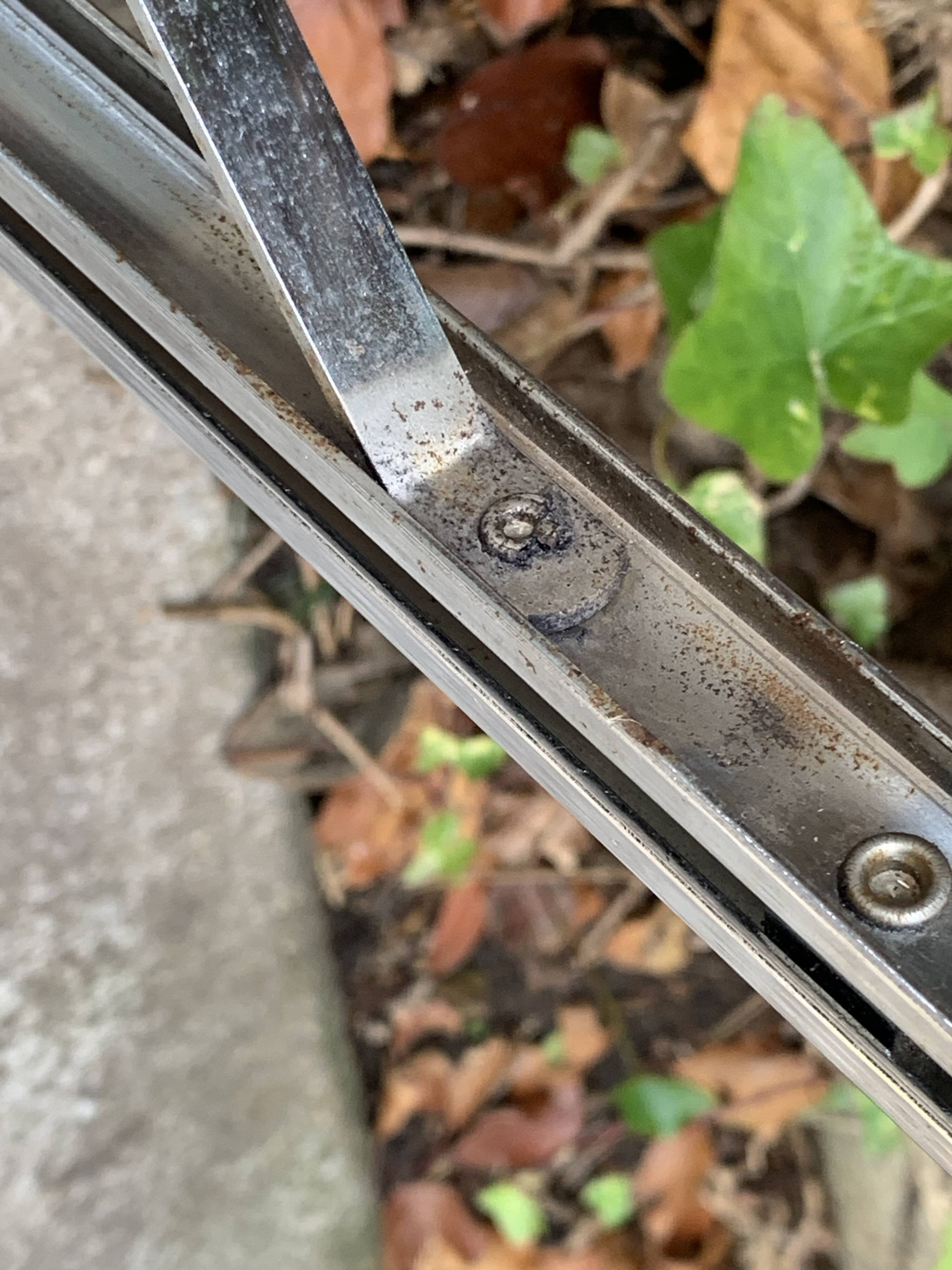 6 chaises pliantes en Plexiglas fumé et métal chrome Chaisor 1970