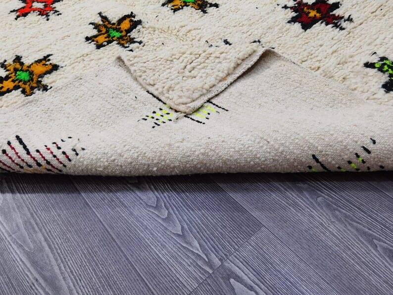 Traditional handmade pure wool Berber rug size 150 x 250 cm.