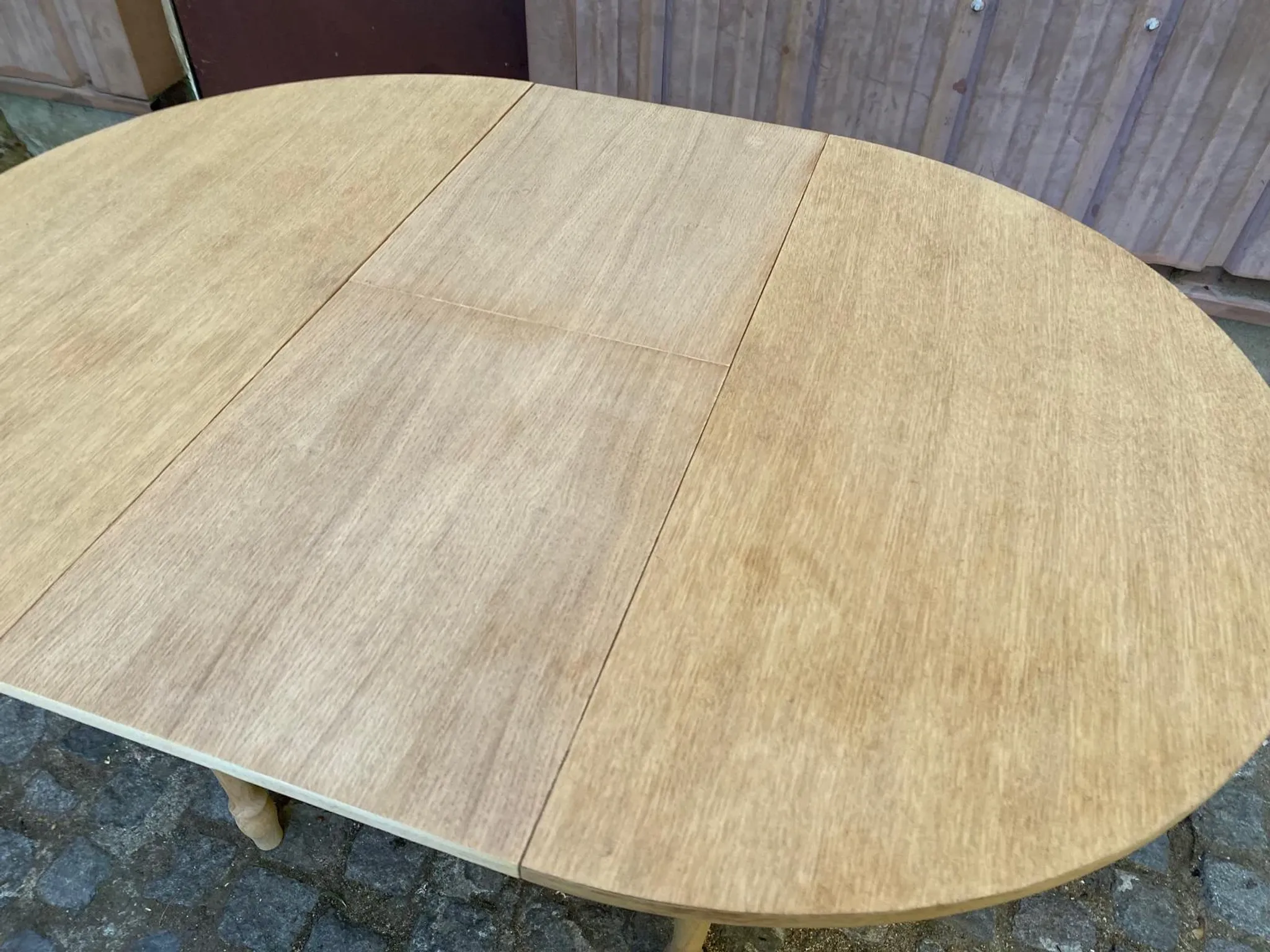 Round extendable dining table Louis Philippe stripped in oak 1960 100cm