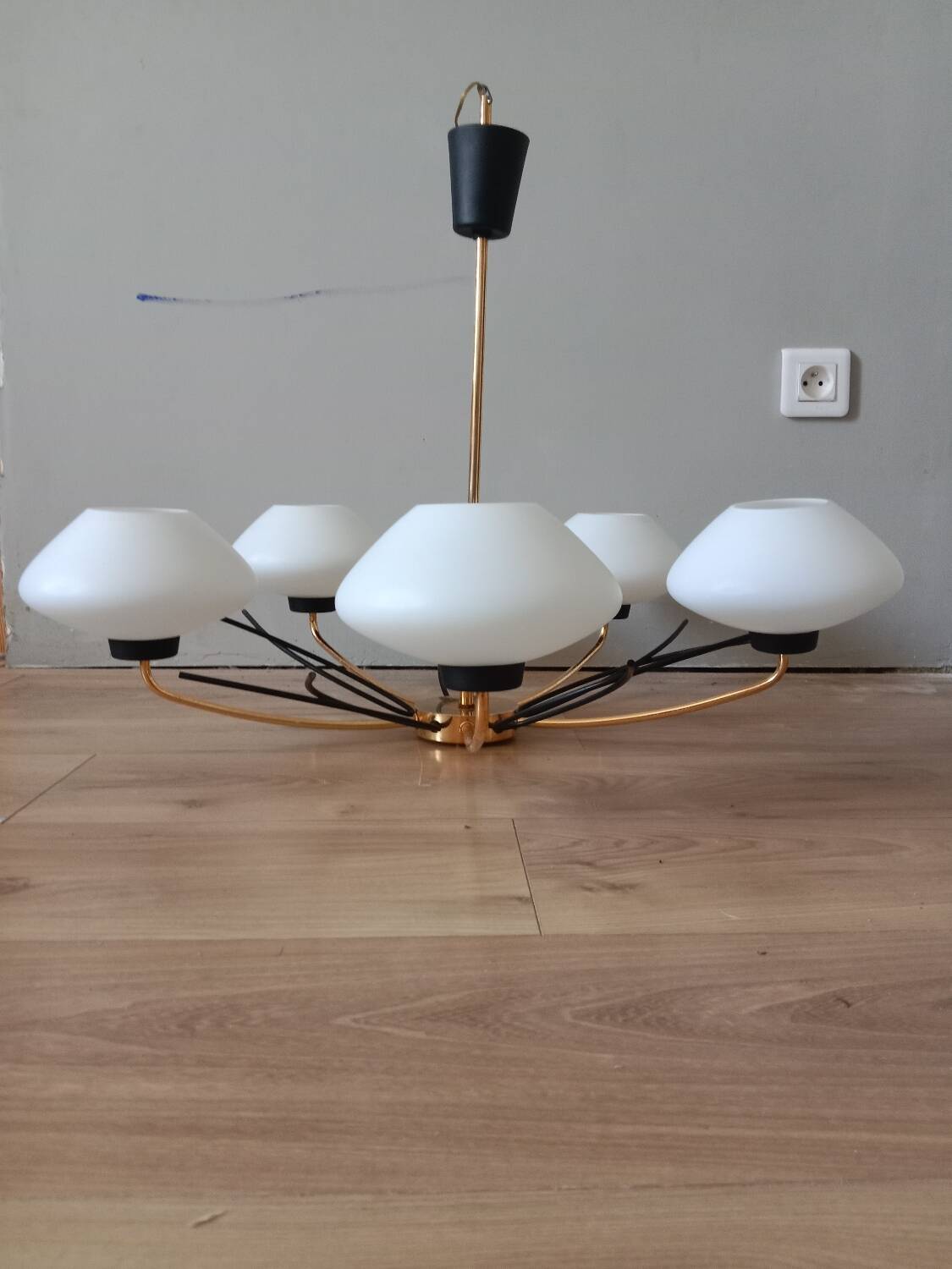 Opaline and brass chandelier