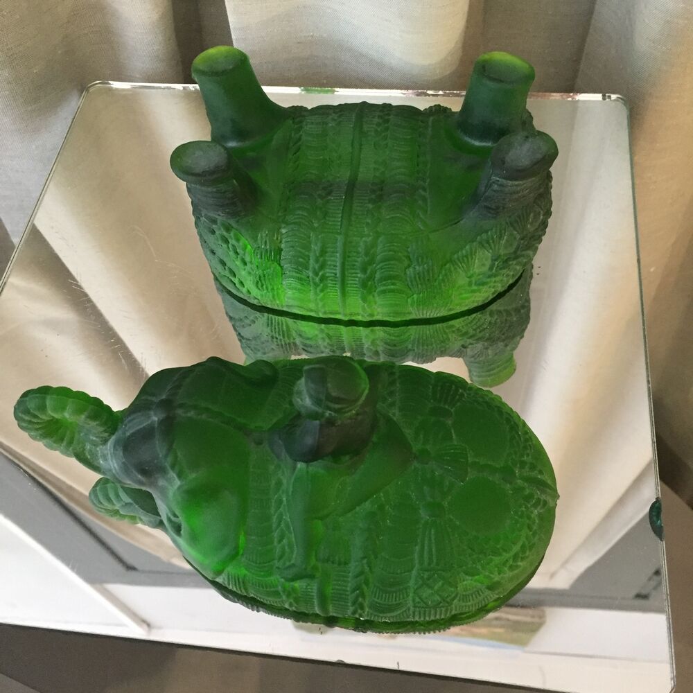 Candy box, sugar bowl, mahout on its elephant, portieux green