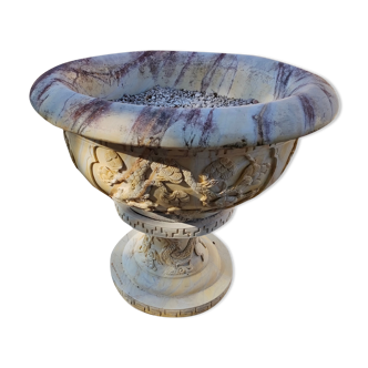 White marble cup