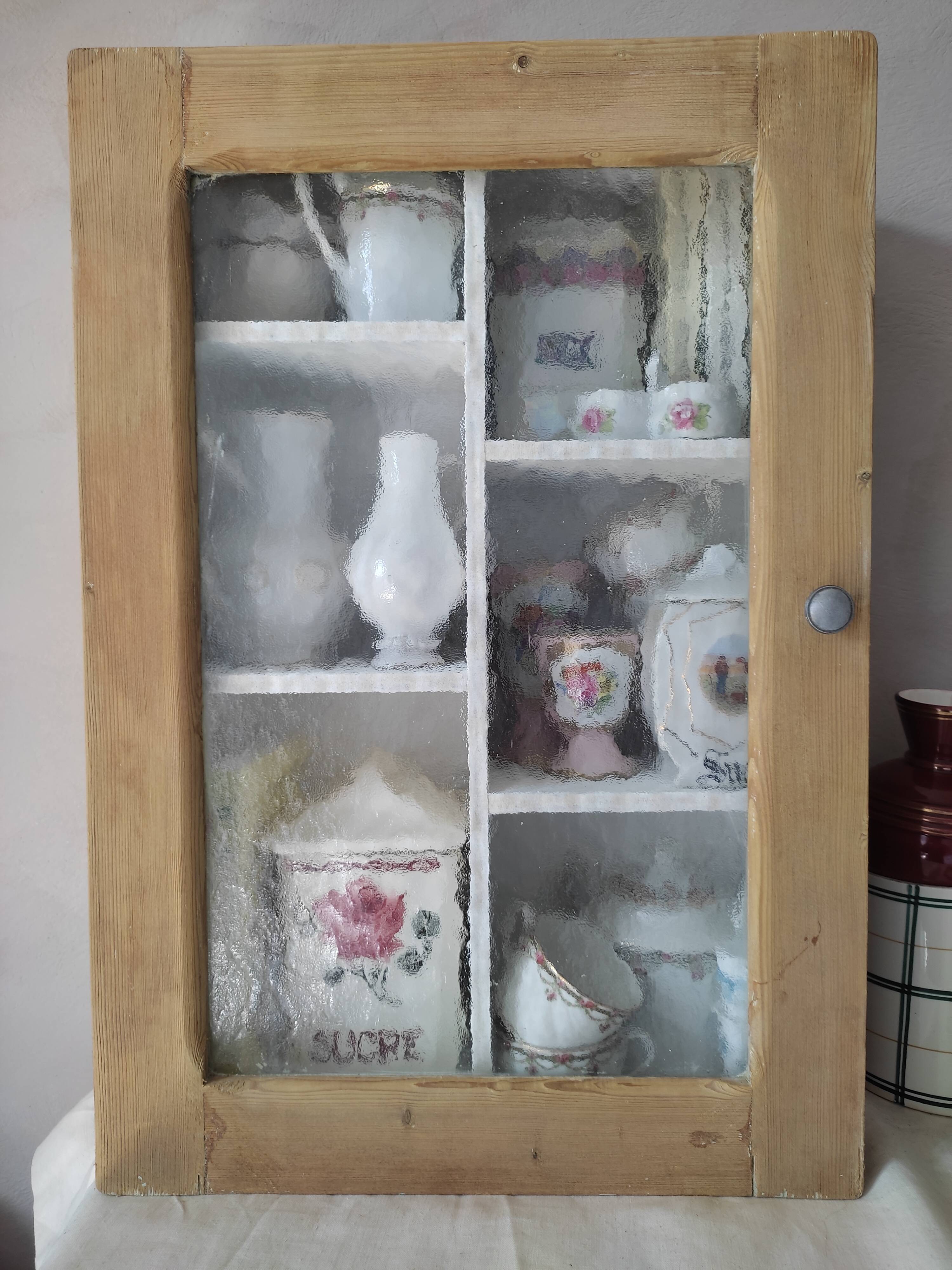 Parisian medicine cabinet