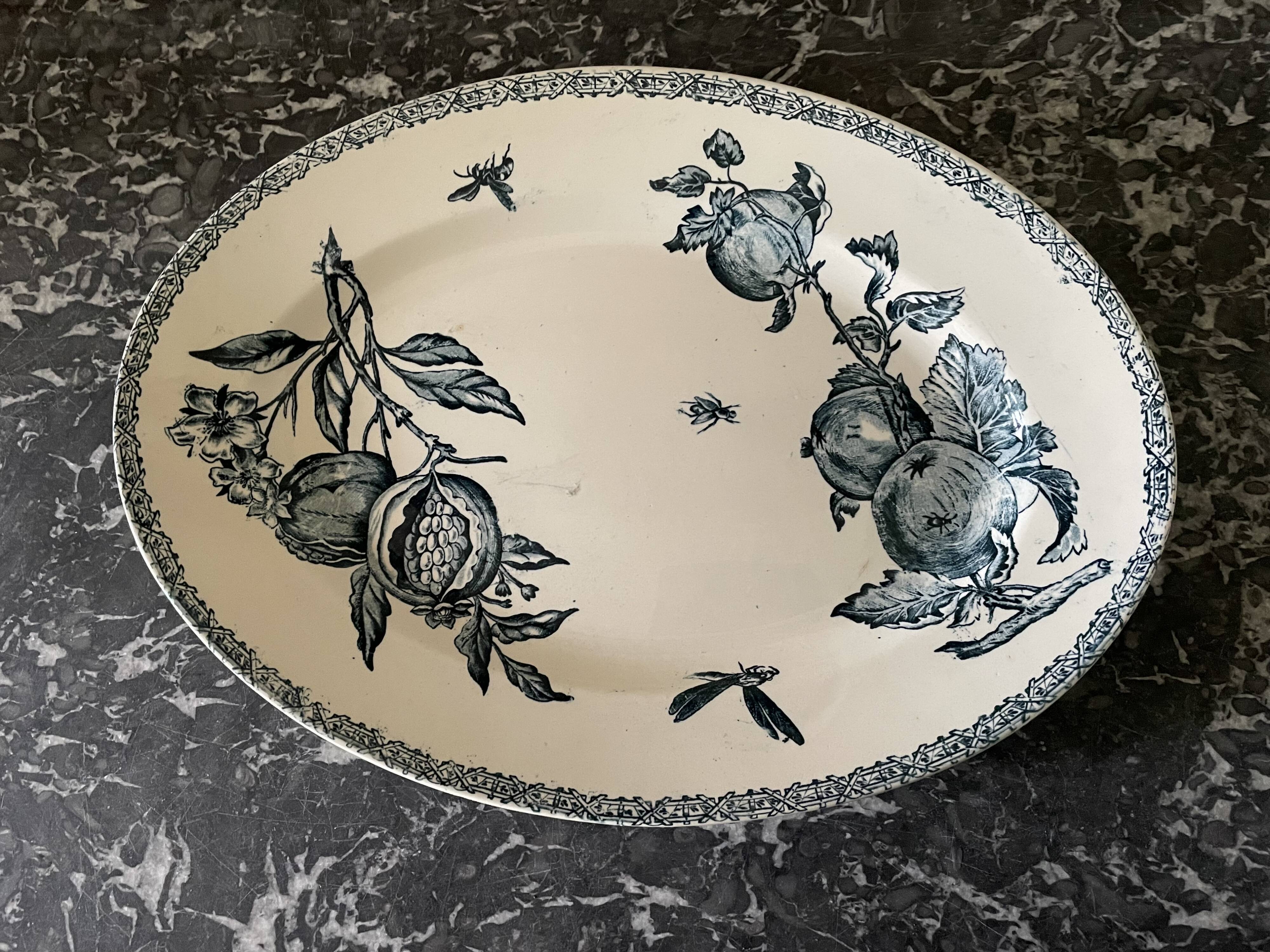 Iron earth serving dish