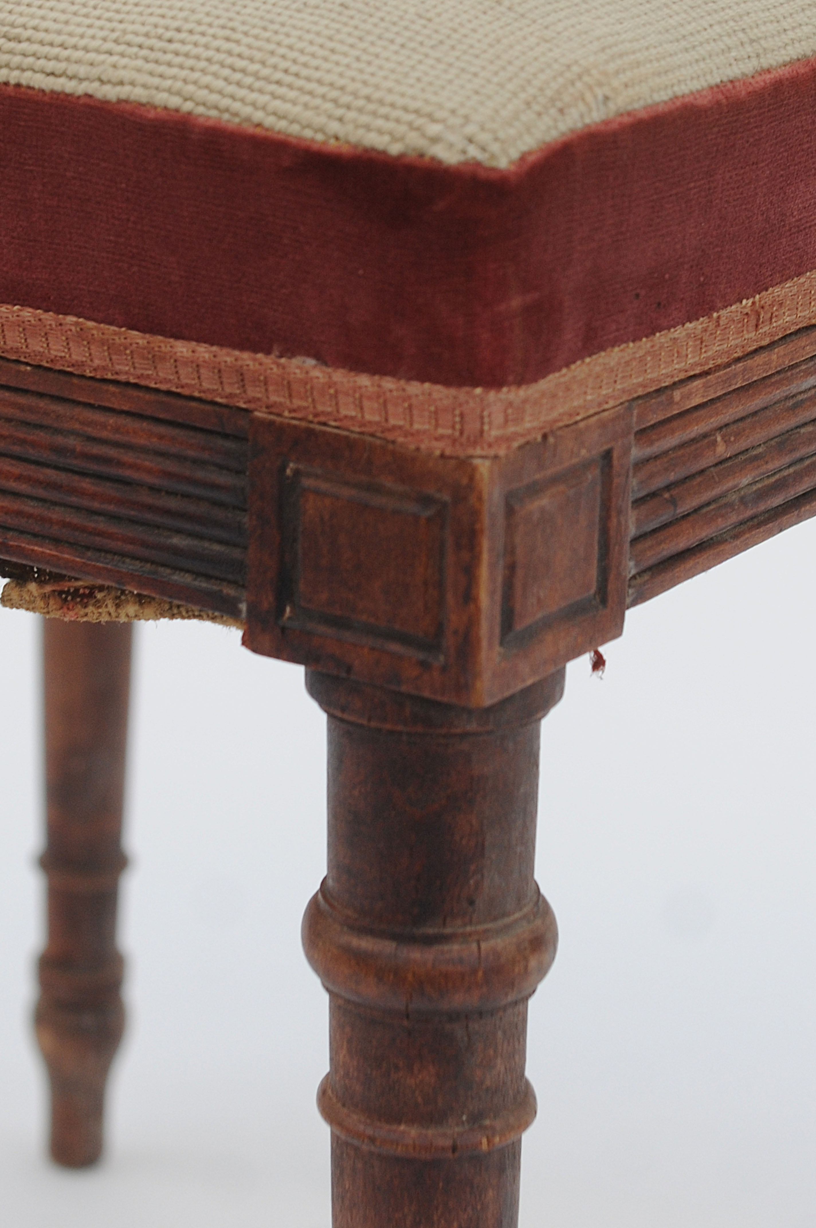 Louis XVI-style carpeted tab