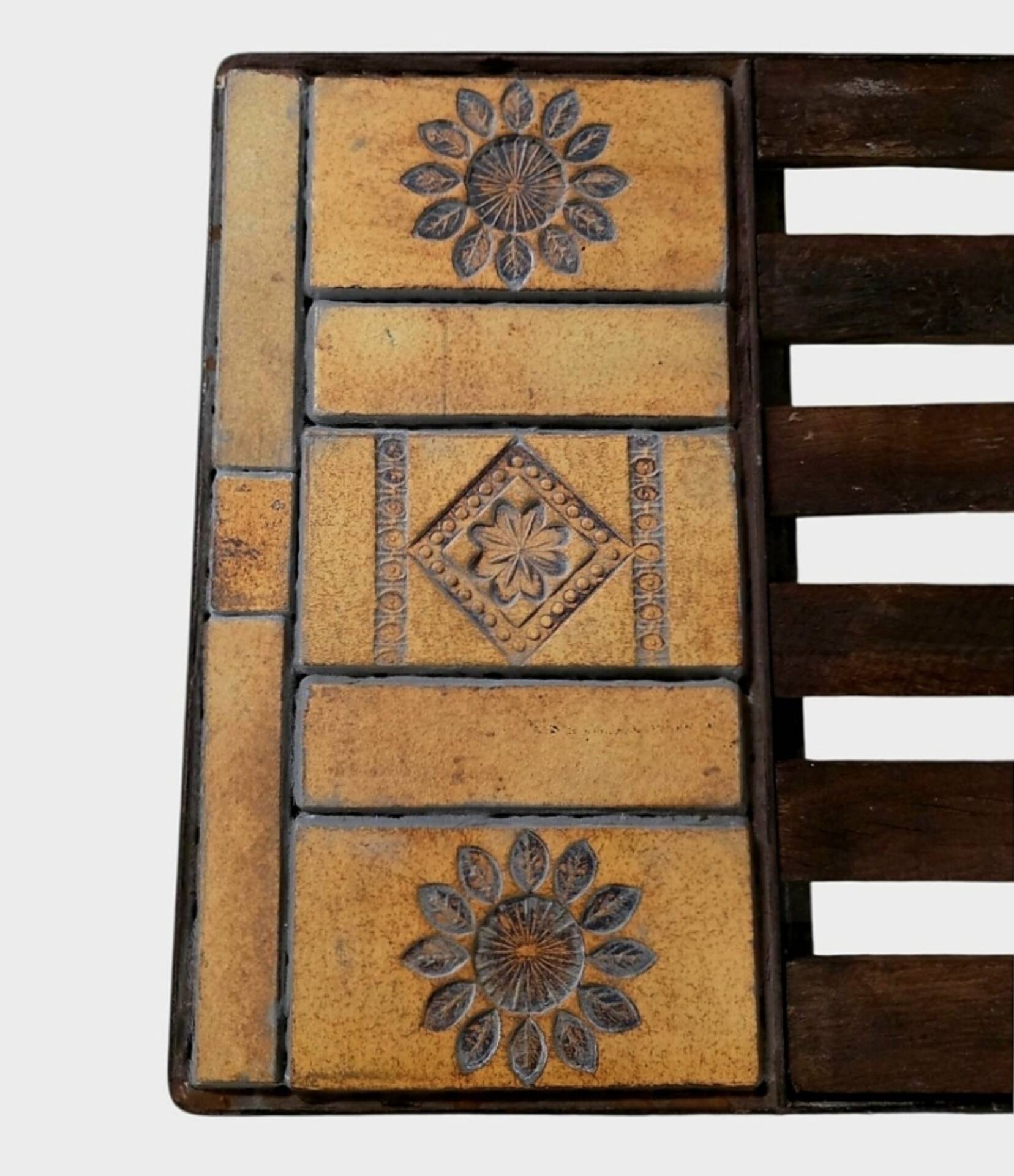 Table basse Roger Capron en céramique et bois – Circa 1960