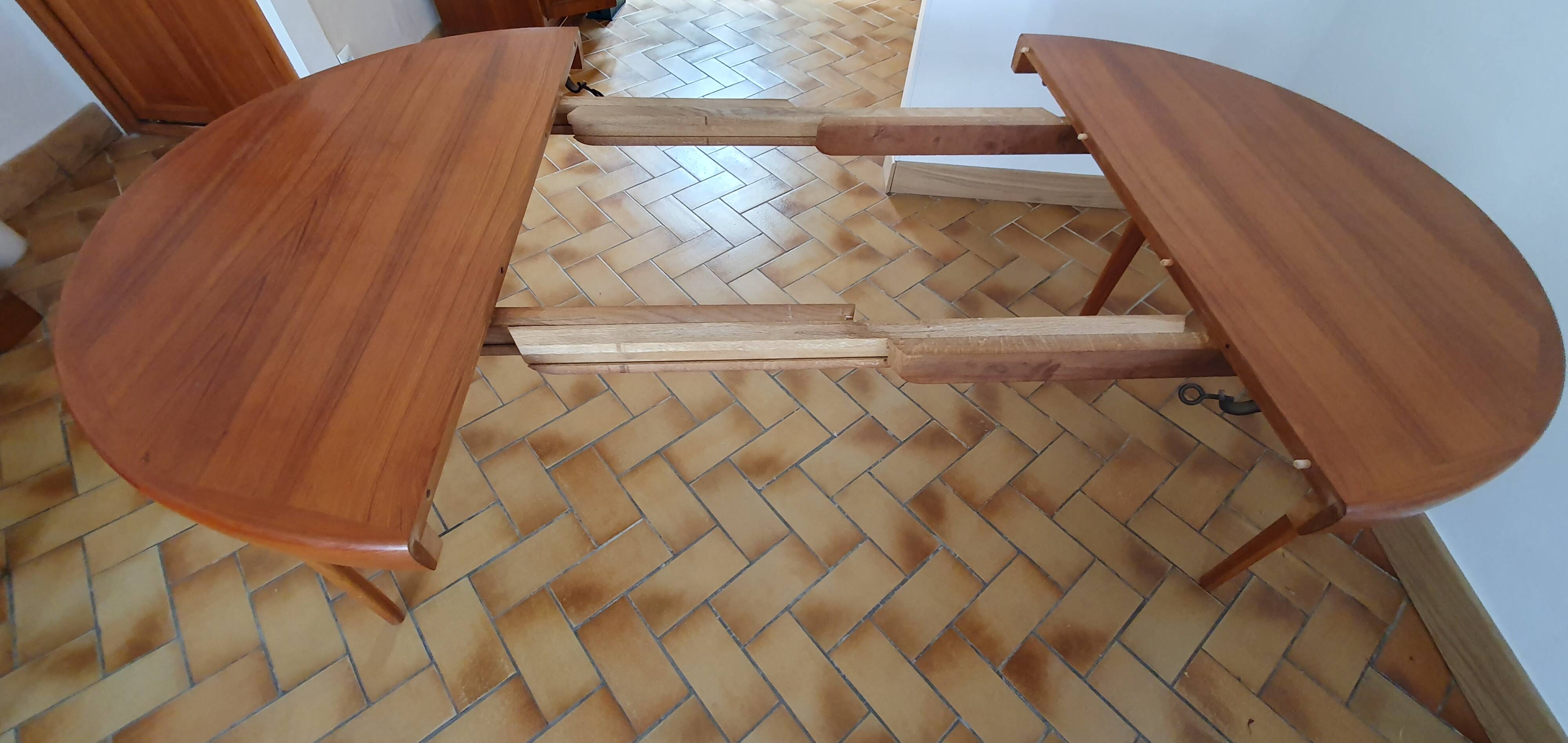 Vintage Scandinavian extendable table with double extension