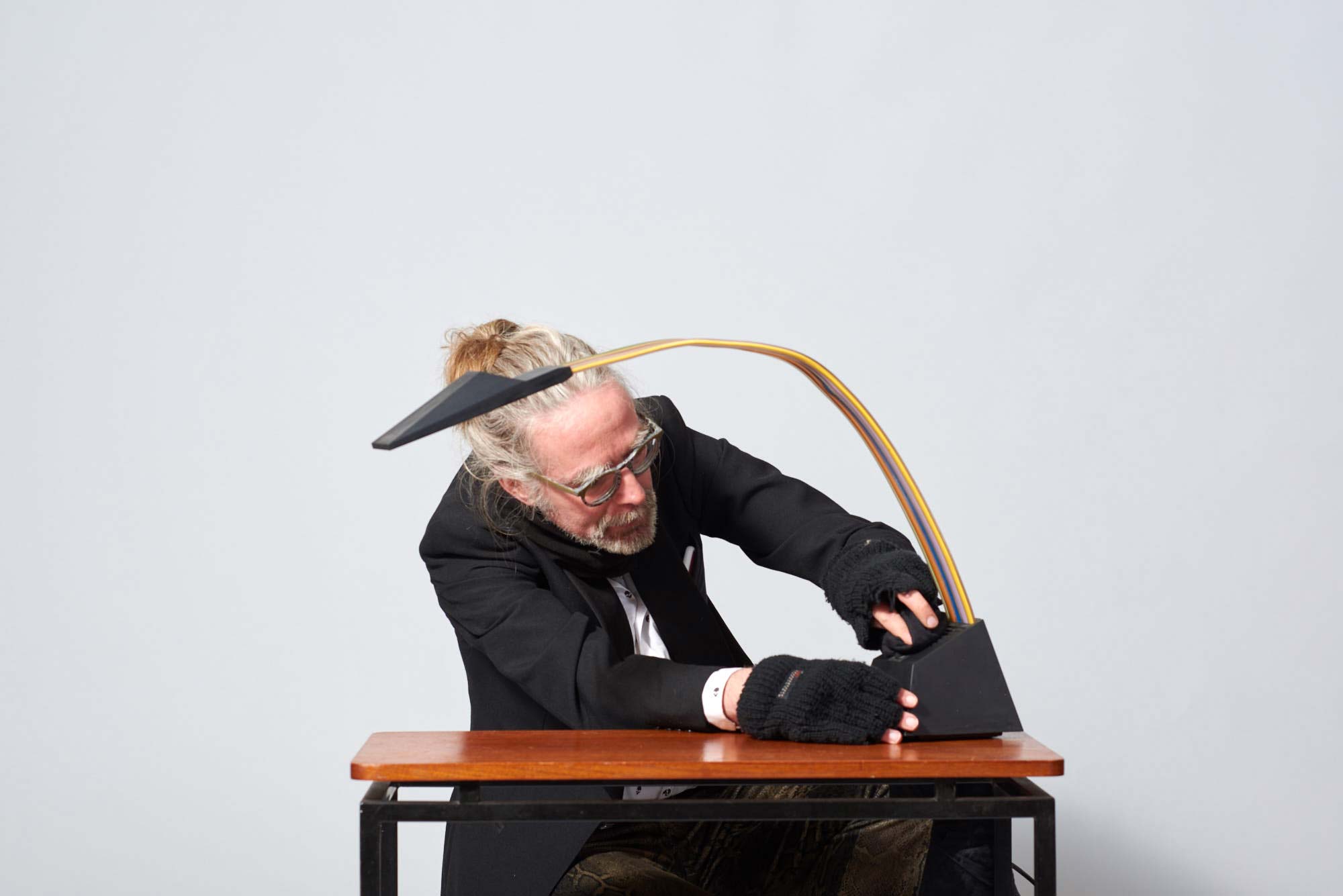 Nastro table lamp, Alberto Fraser for Stilnovo