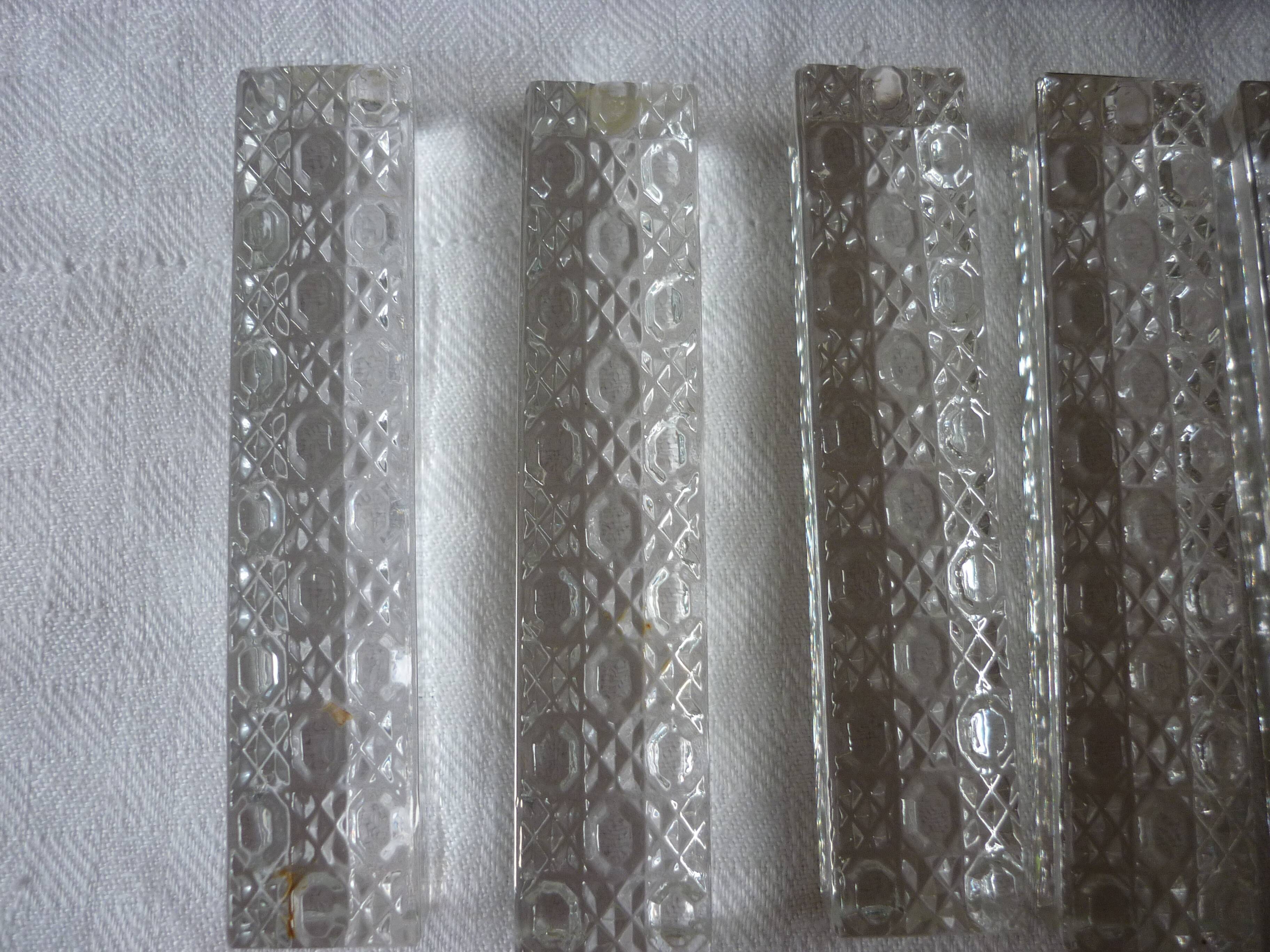 12 wears crystal knives