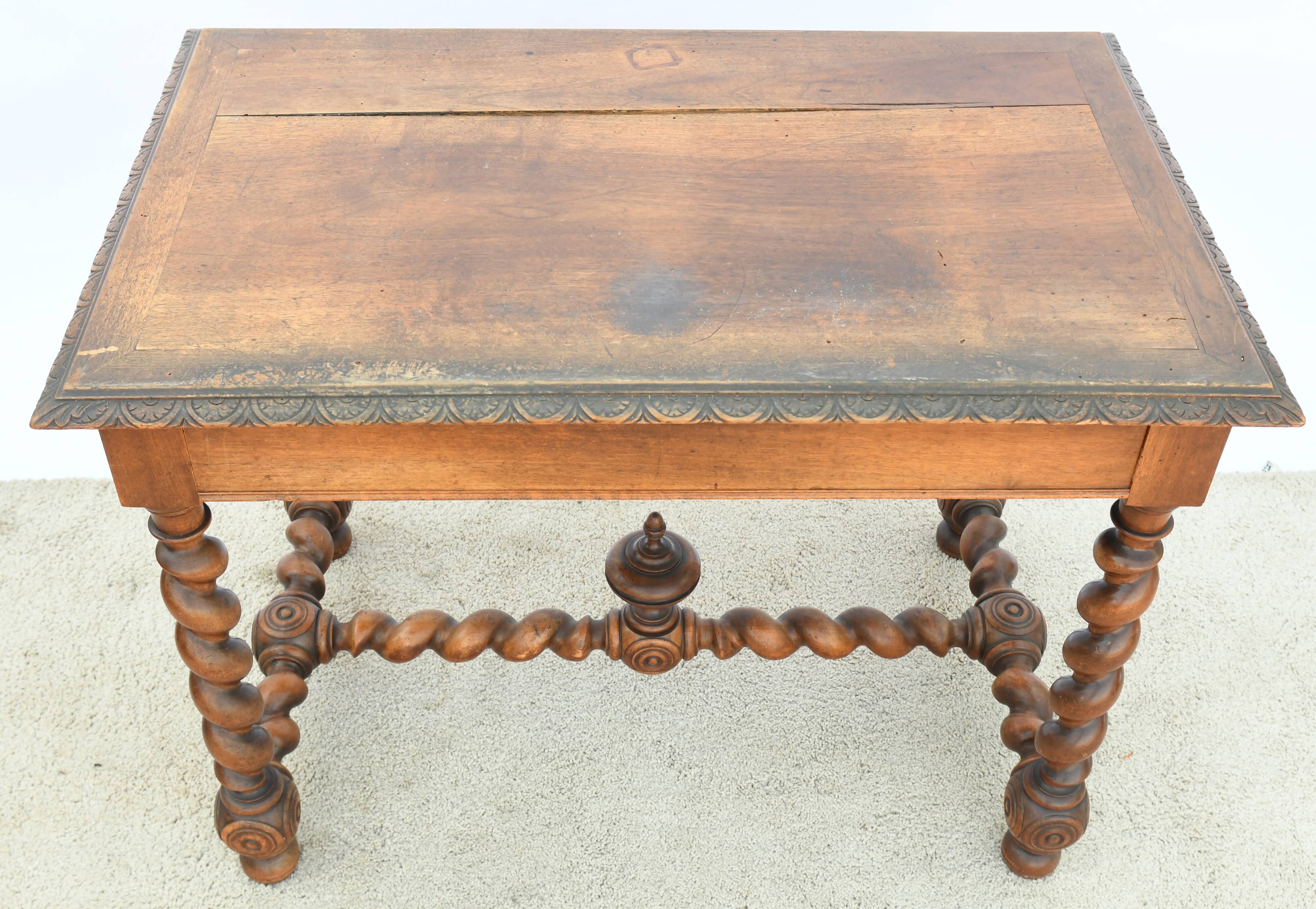 Louis XIII style desk table