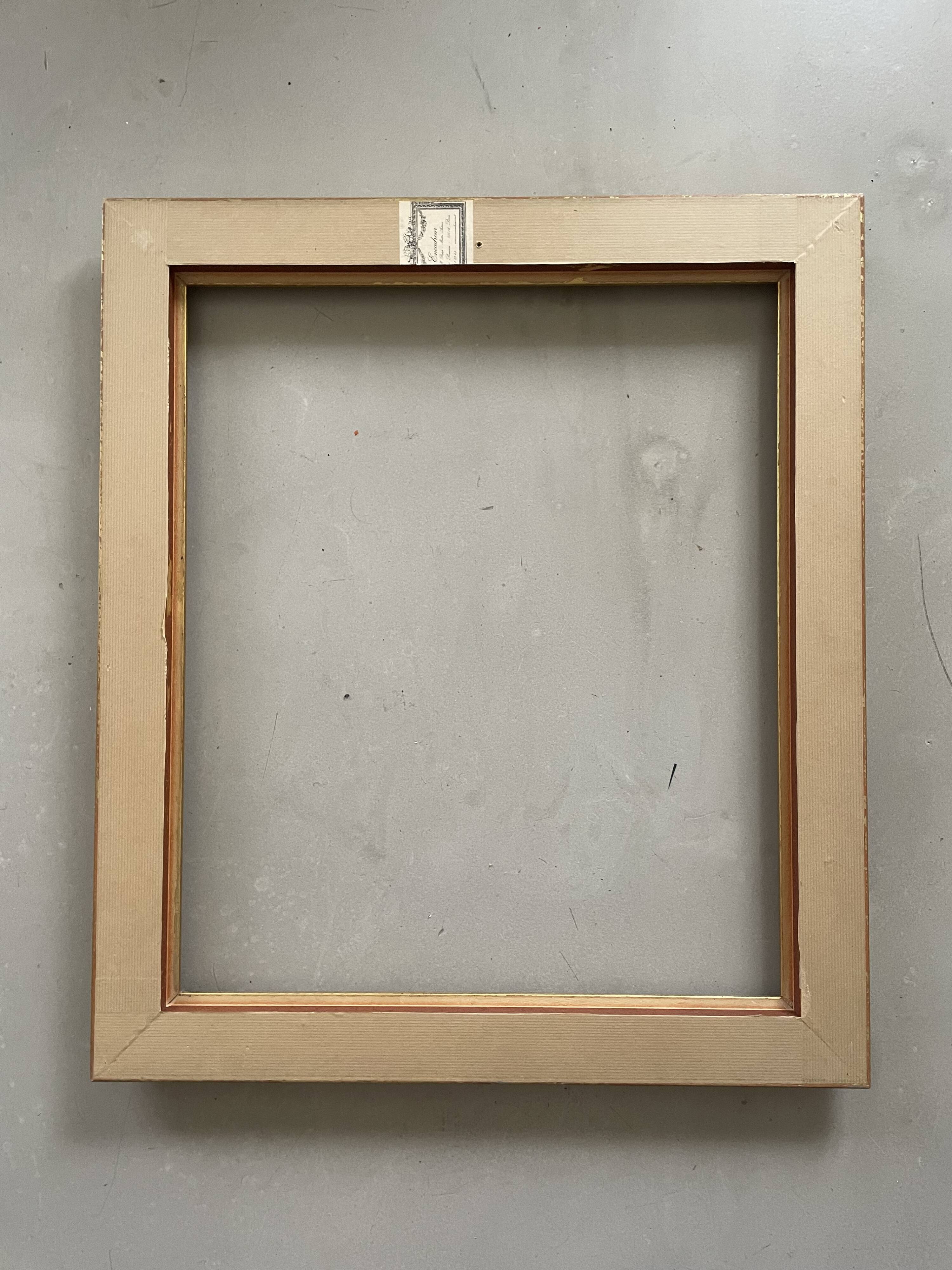 Cadre en bois doré